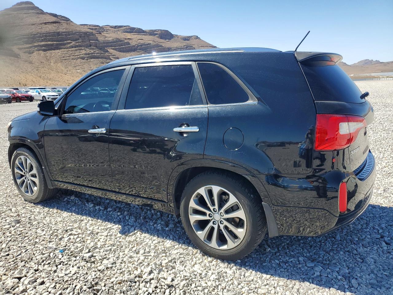 2015 Kia Sorento Sx Черный vin: 5XYKW4A70FG549078