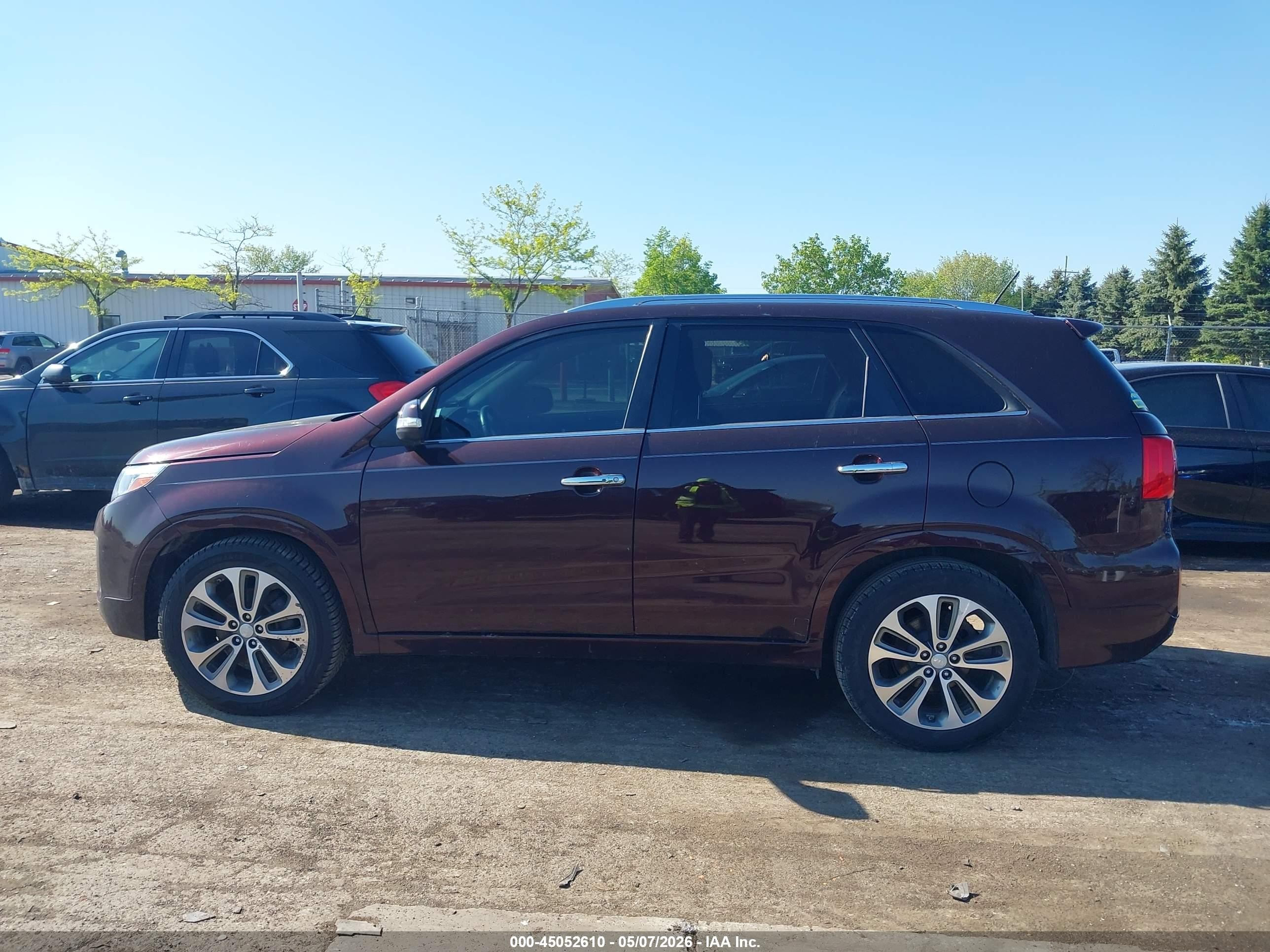 2015 Kia Sorento Sx V6 Burgundy vin: 5XYKW4A71FG564205