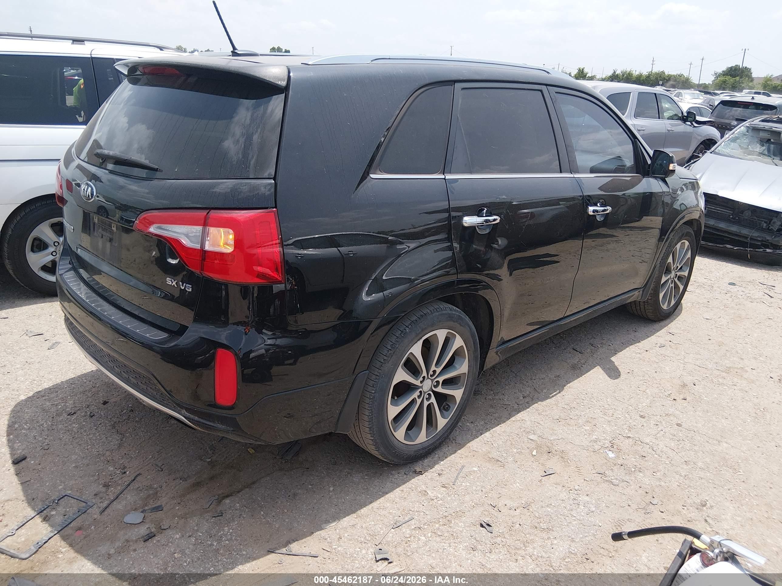 2015 Kia Sorento Sx V6 Черный vin: 5XYKW4A72FG639638