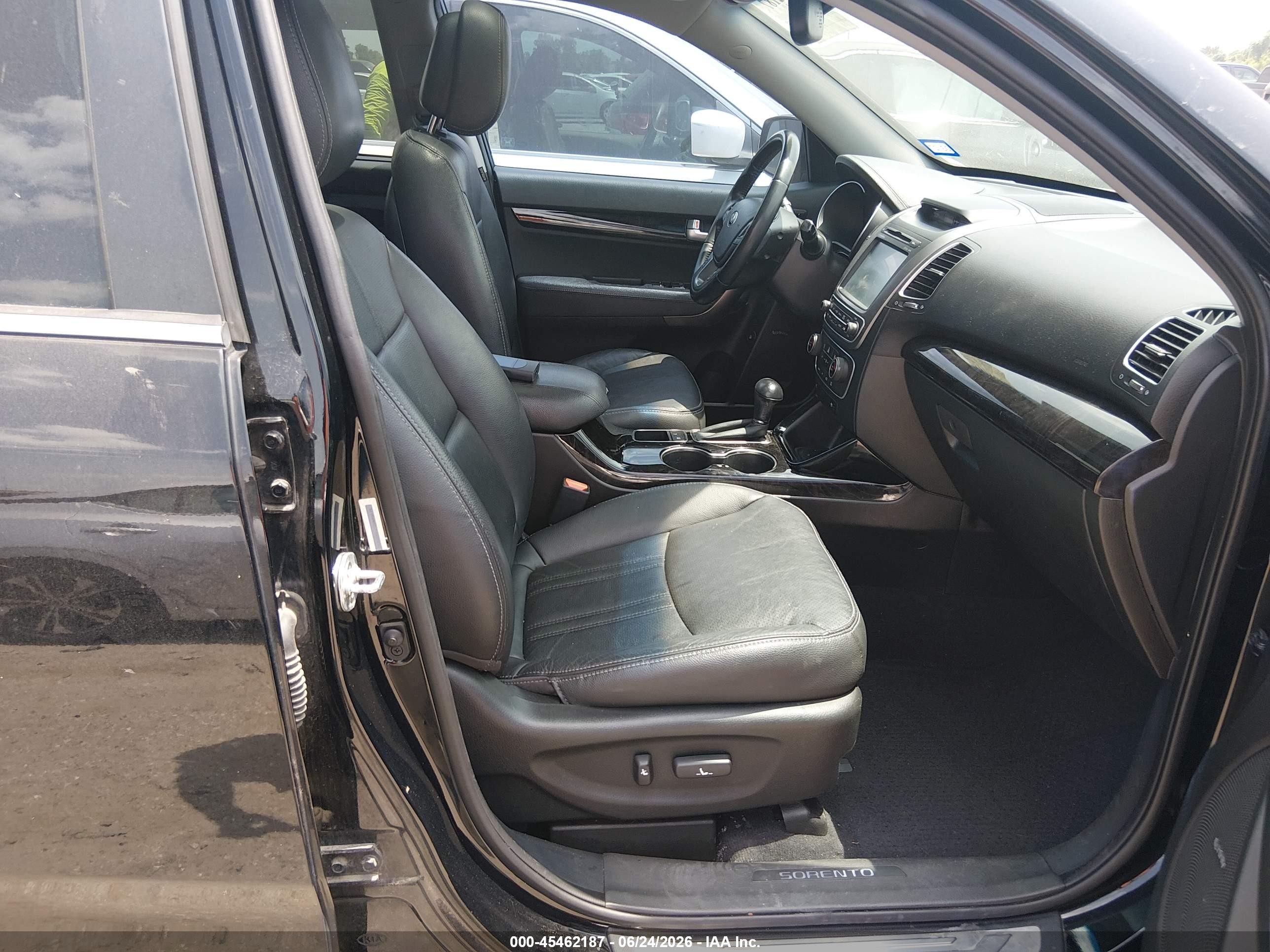 2015 Kia Sorento Sx V6 Черный vin: 5XYKW4A72FG639638