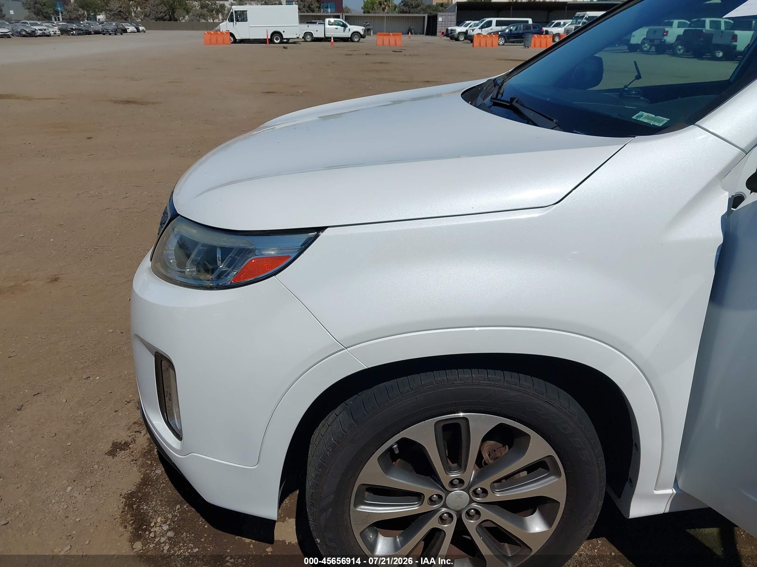 2015 Kia Sorento Sx V6 White vin: 5XYKW4A72FG649117