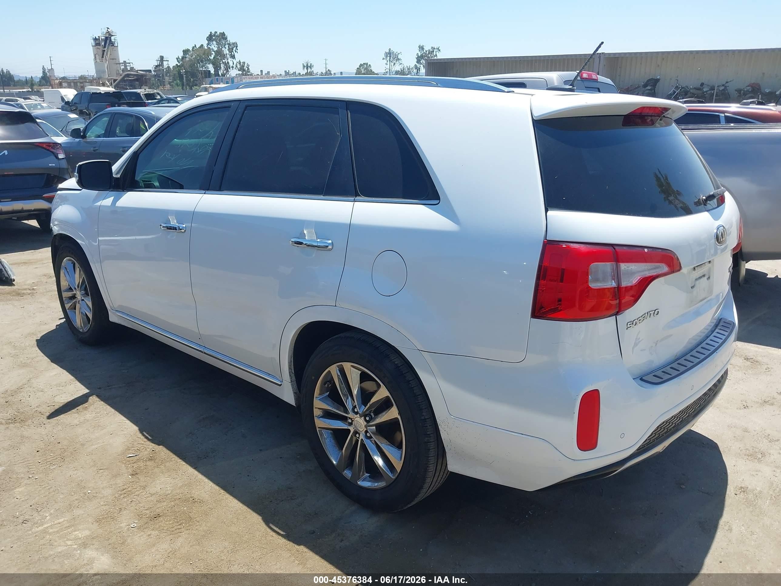 2014 Kia Sorento Limited V6 Белый vin: 5XYKW4A74EG483004