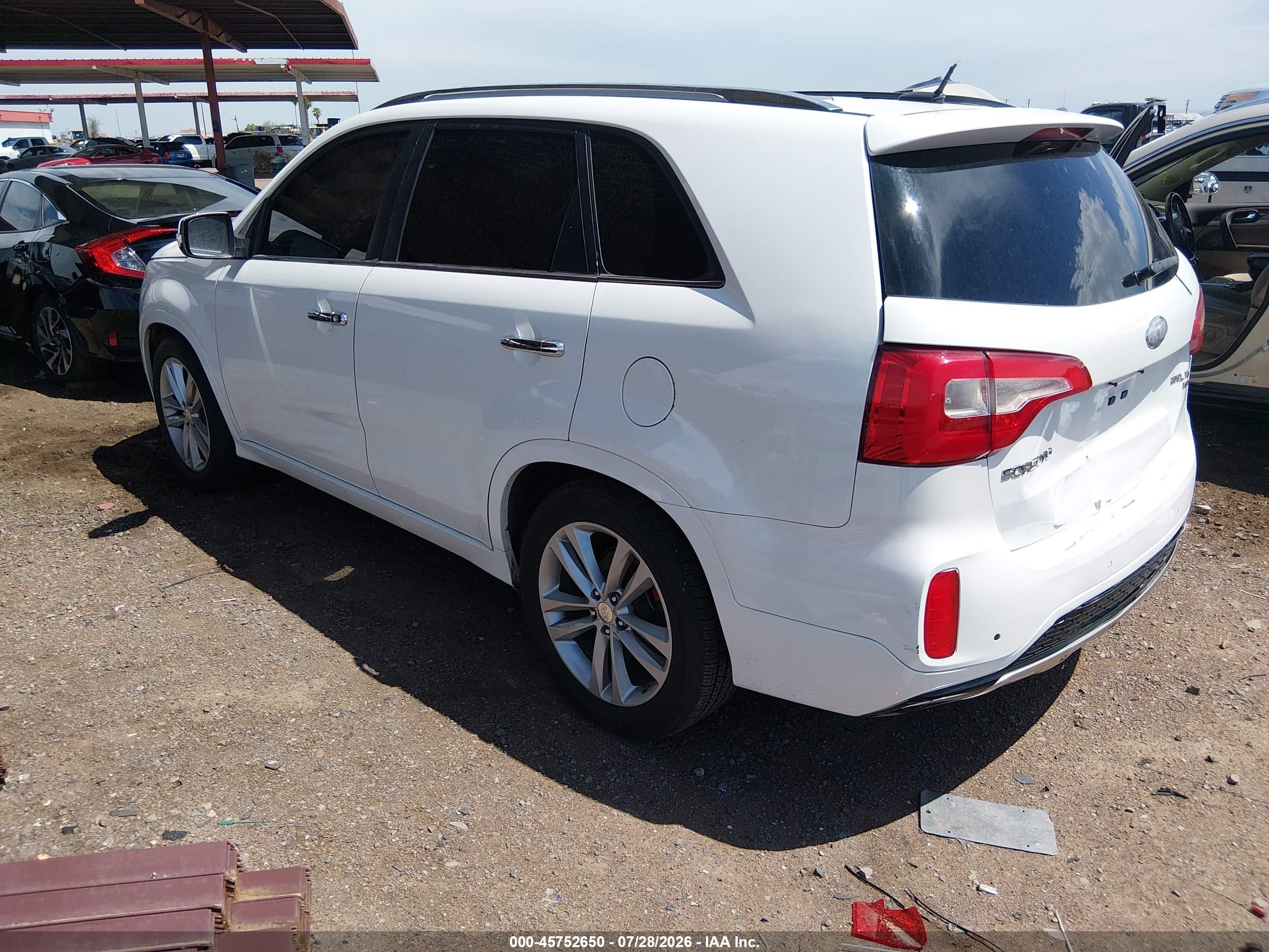 2014 Kia Sorento Limited V6 White vin: 5XYKW4A75EG438279