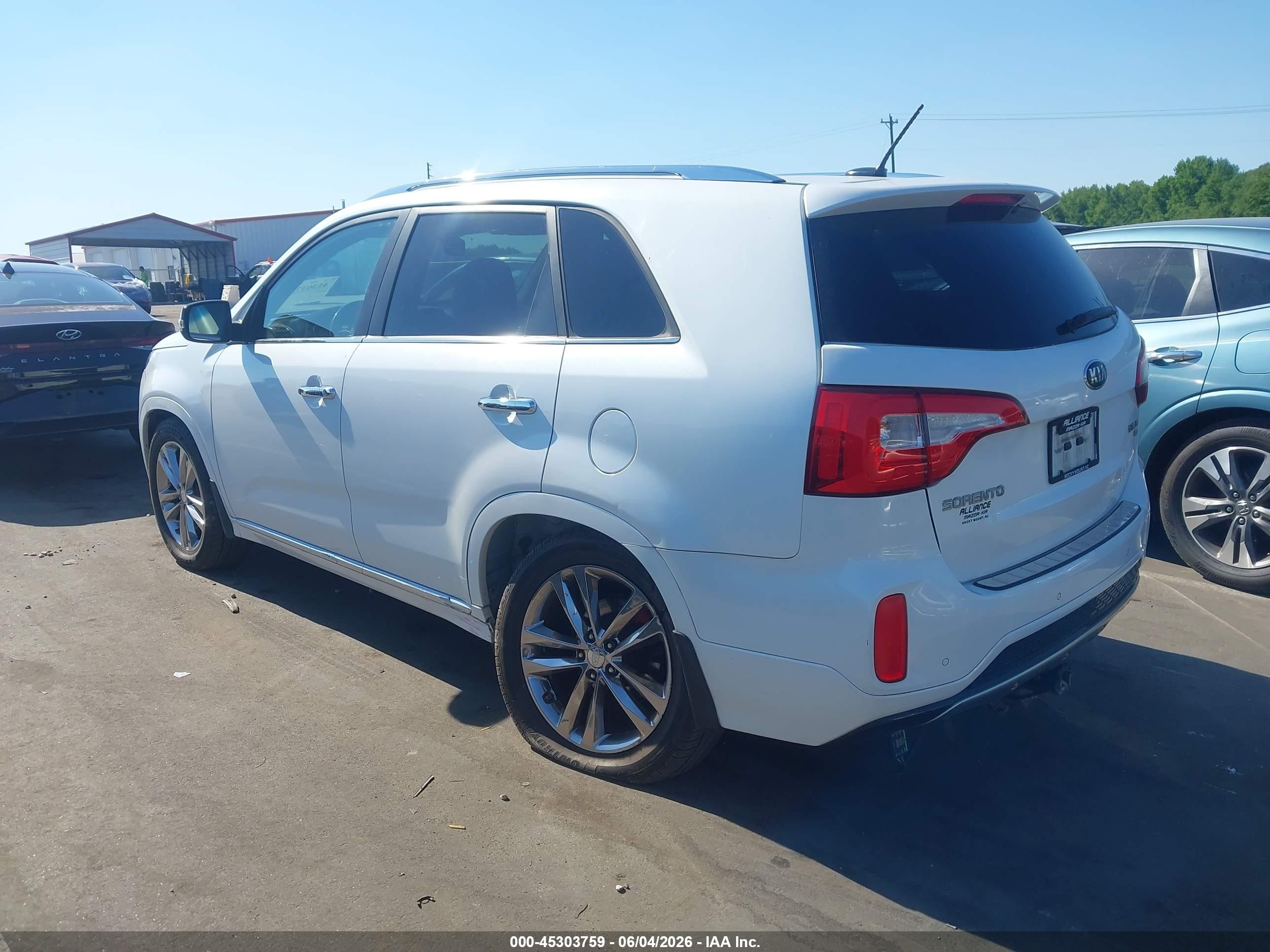 2014 Kia Sorento Limited V6 Белый vin: 5XYKW4A75EG494660