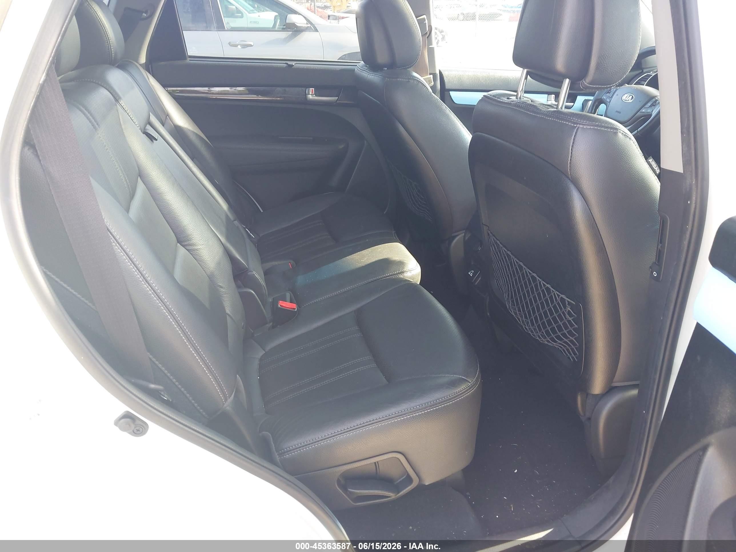 2015 Kia Sorento Sx V6 White vin: 5XYKW4A75FG558827