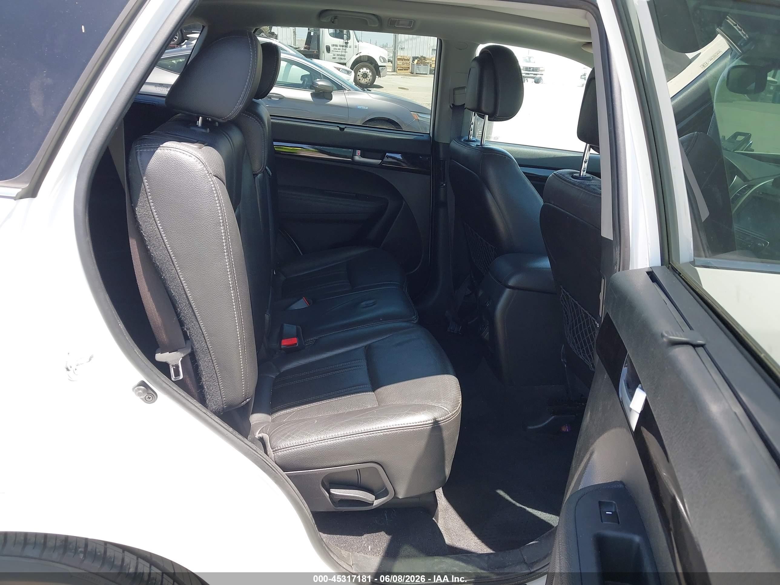 2015 Kia Sorento Sx V6 Белый vin: 5XYKW4A75FG589575