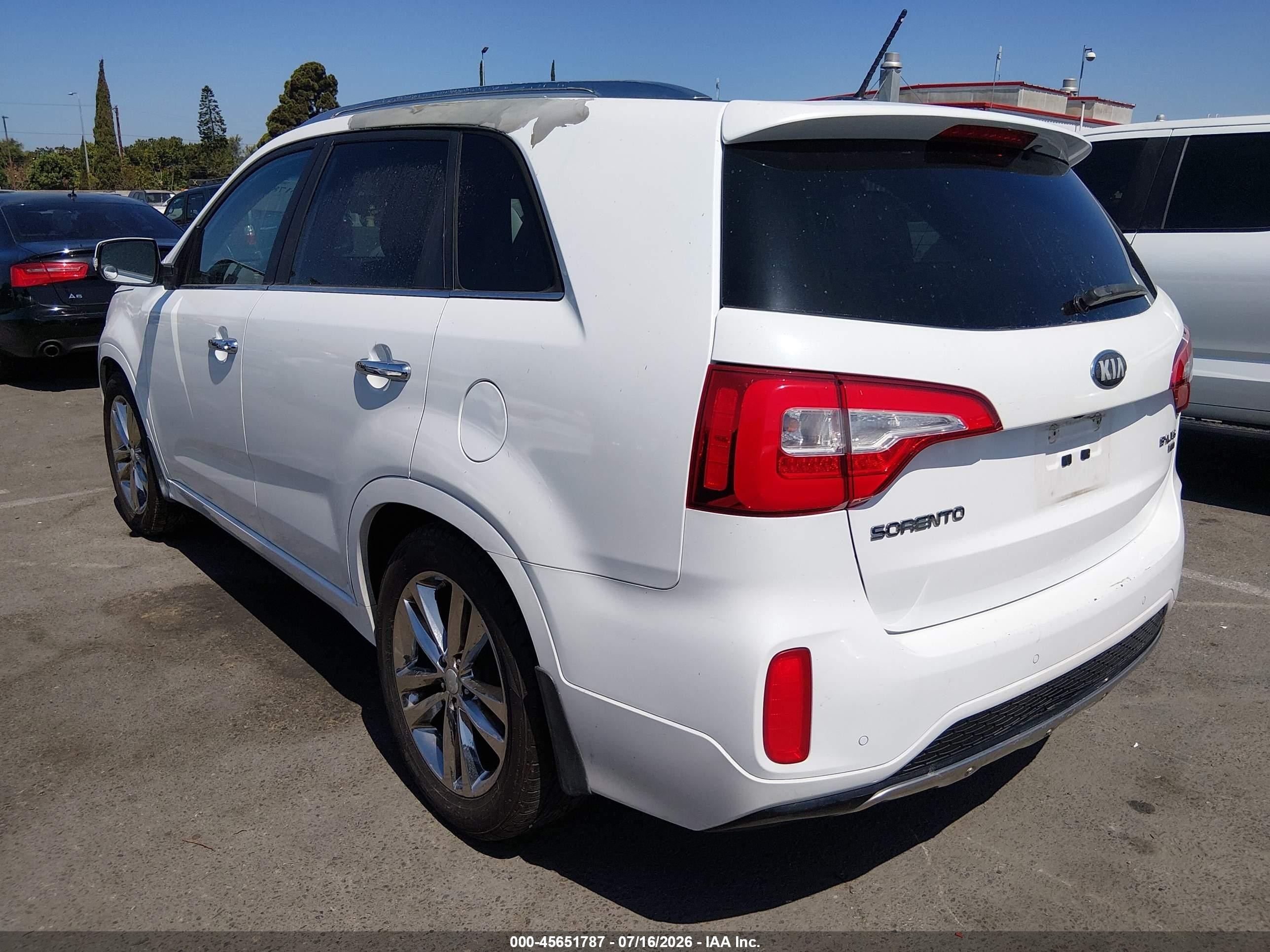 2014 Kia Sorento Limited V6 White vin: 5XYKW4A7XEG439010