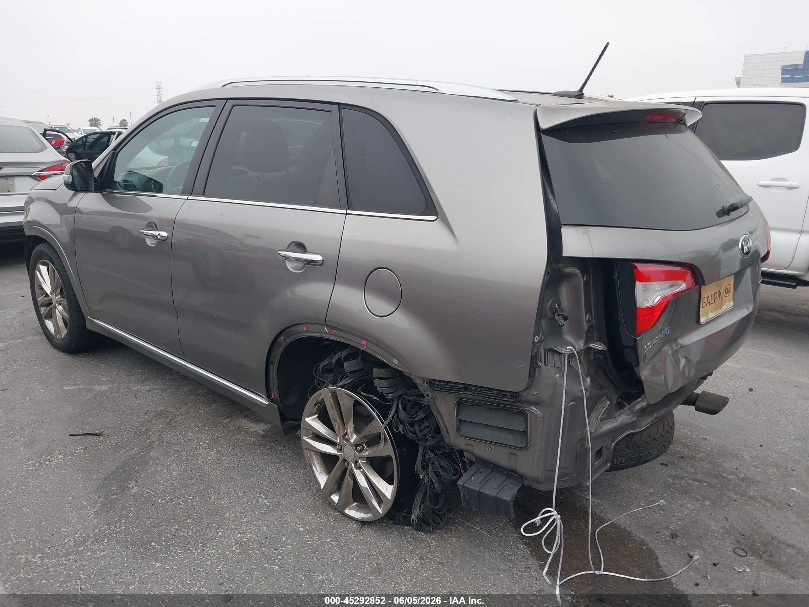 2015 Kia Sorento Limited V6 Beige vin: 5XYKW4A7XFG639533