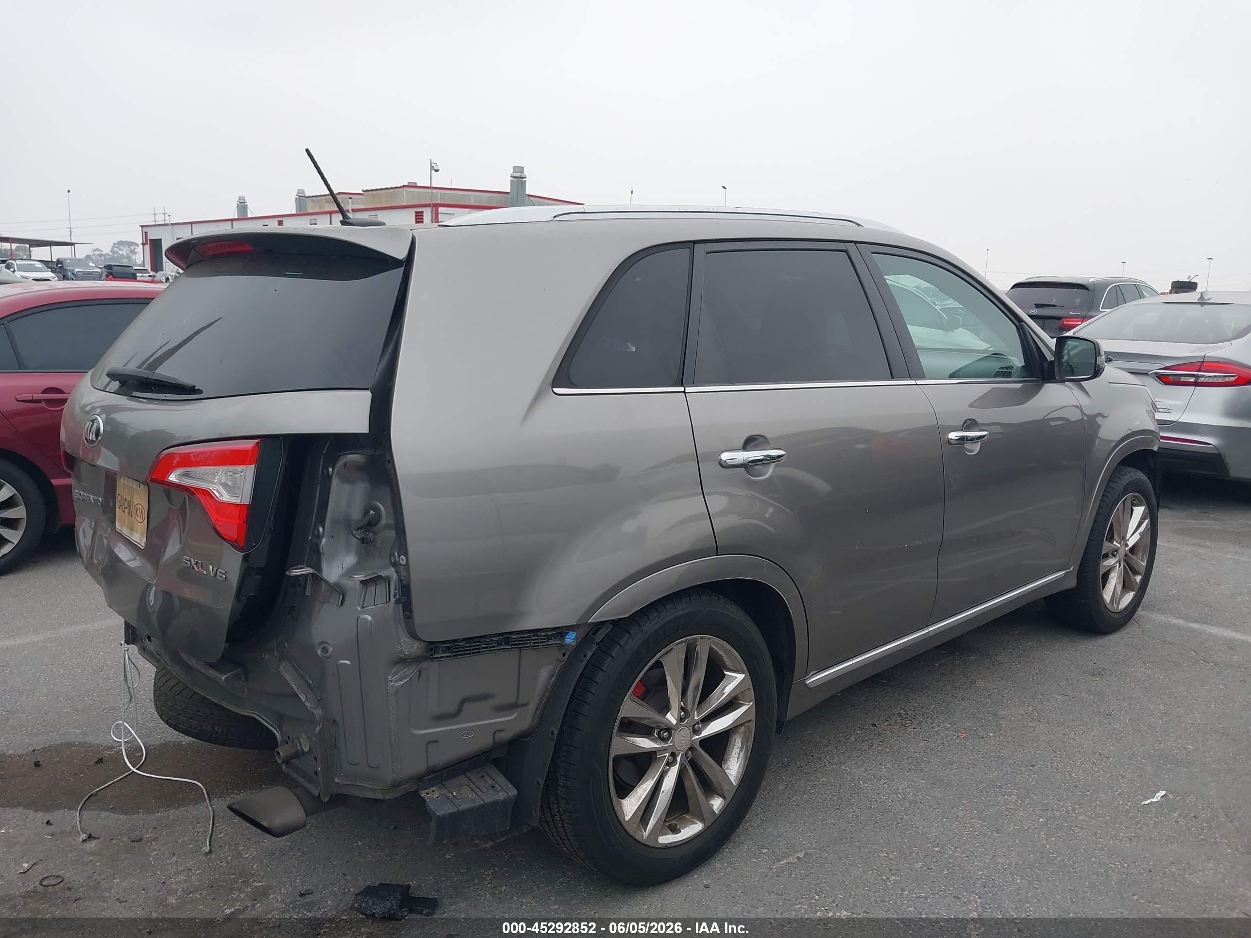 2015 Kia Sorento Limited V6 Beige vin: 5XYKW4A7XFG639533