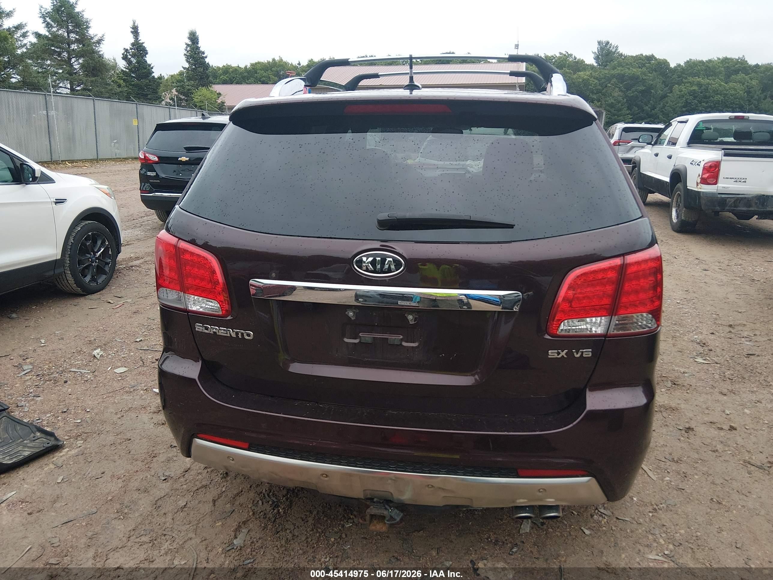 2011 Kia Sorento Sx V6 Burgundy vin: 5XYKWDA20BG121297