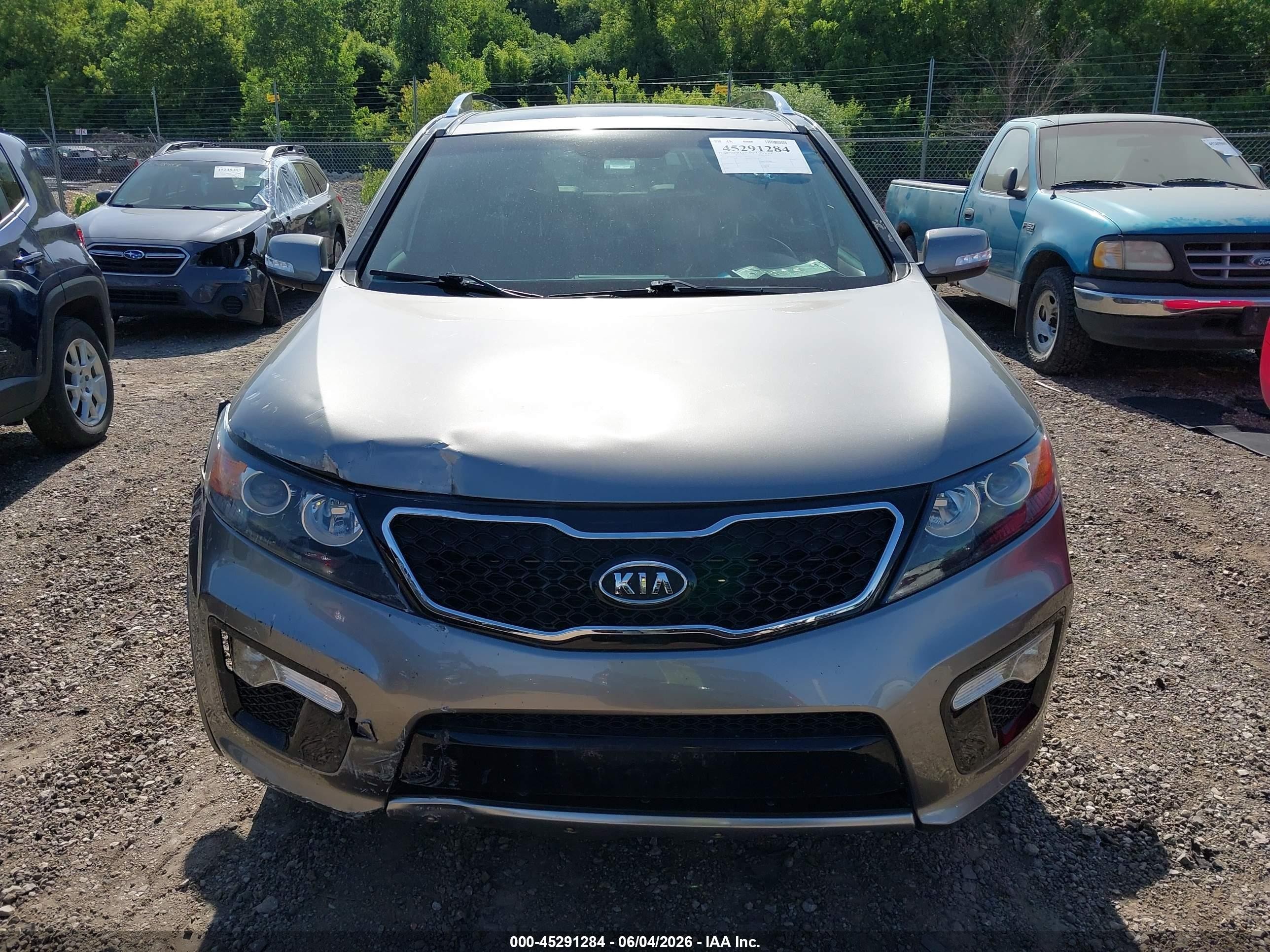 2012 Kia Sorento Sx V6 Gray vin: 5XYKWDA20CG285358