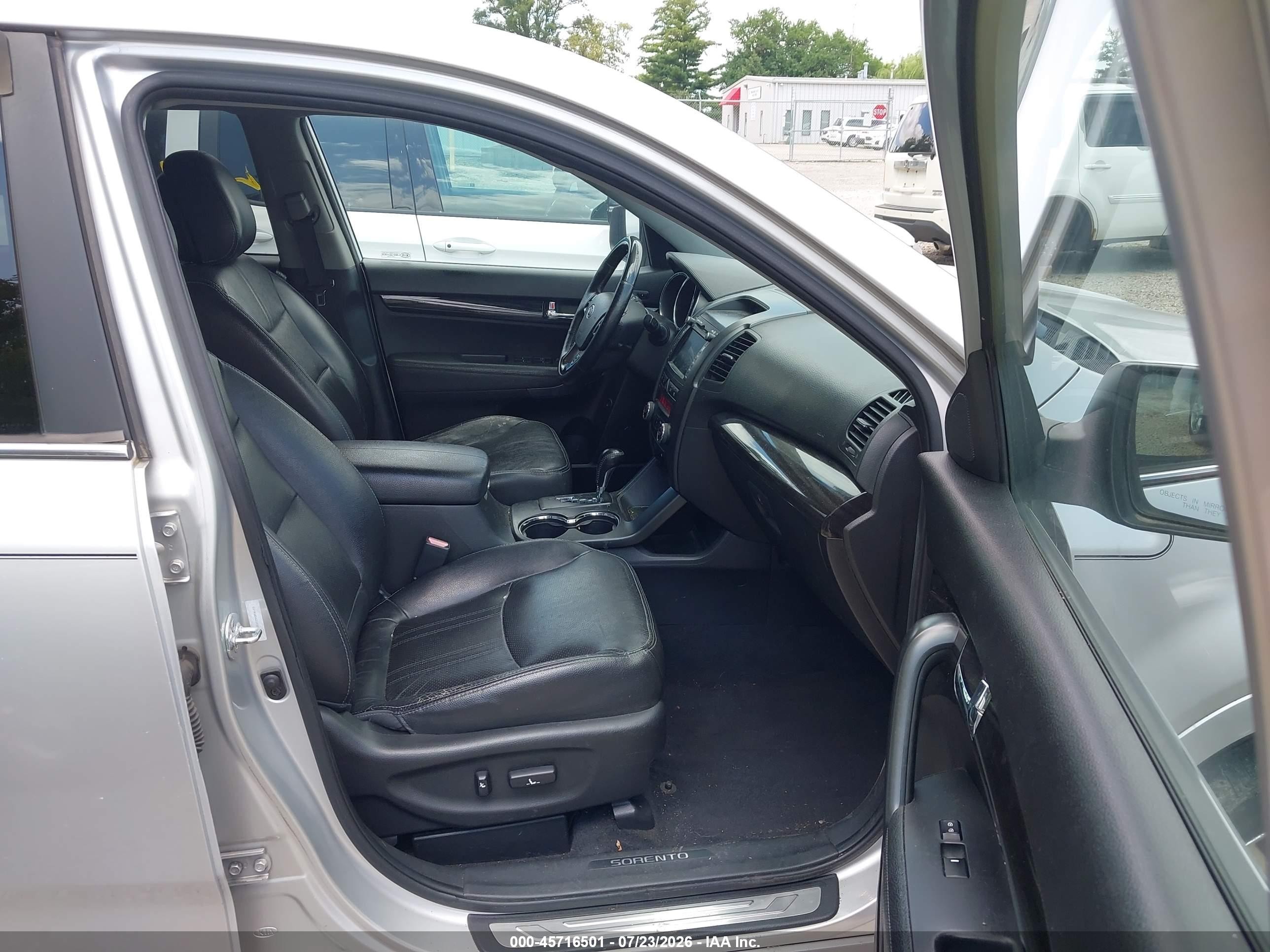 2012 Kia Sorento Sx V6 Серебряный vin: 5XYKWDA21CG249453