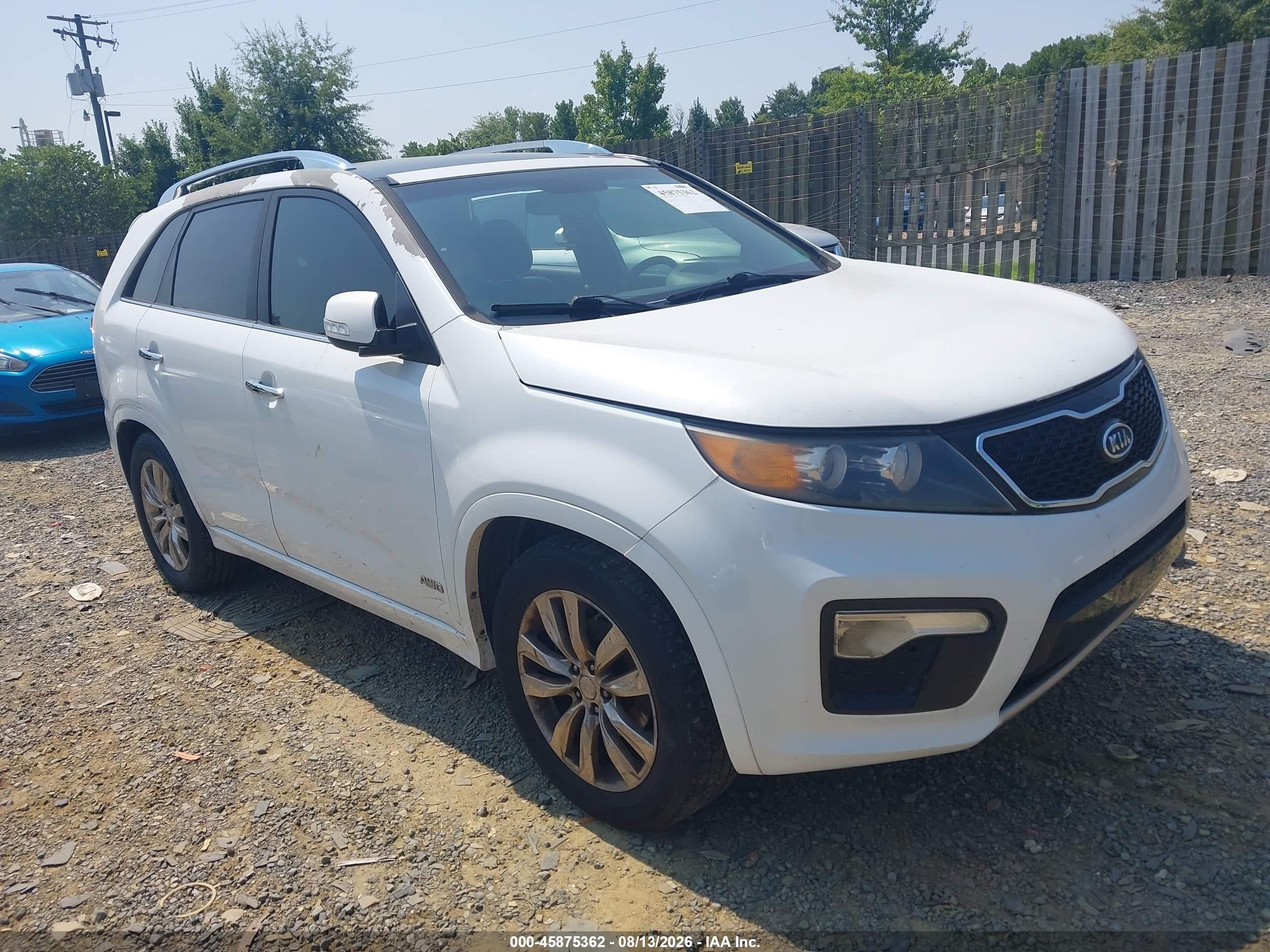 2013 Kia Sorento Sx V6 Белый vin: 5XYKWDA21DG353426