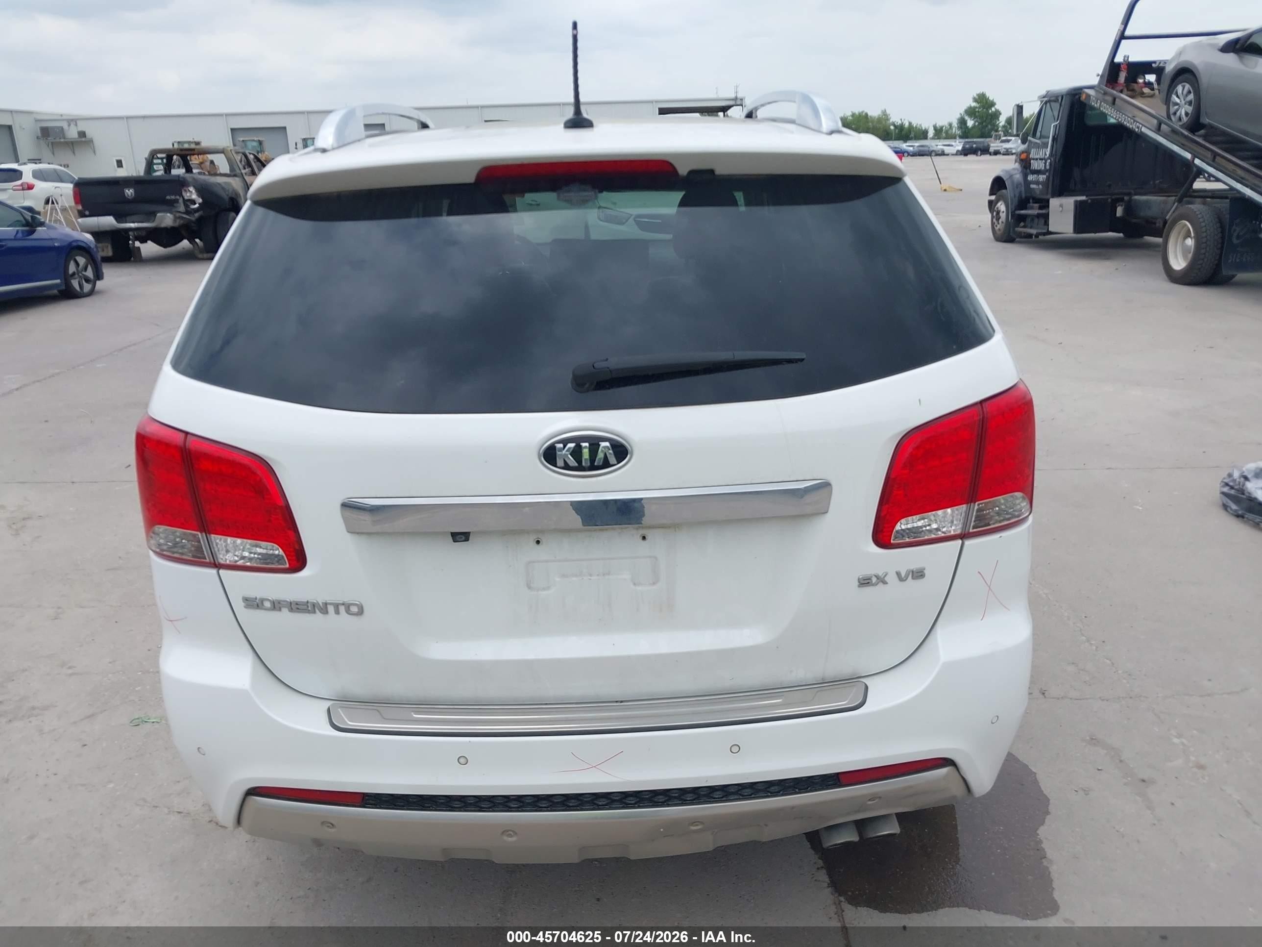 2013 Kia Sorento Sx V6 Белый vin: 5XYKWDA21DG364412