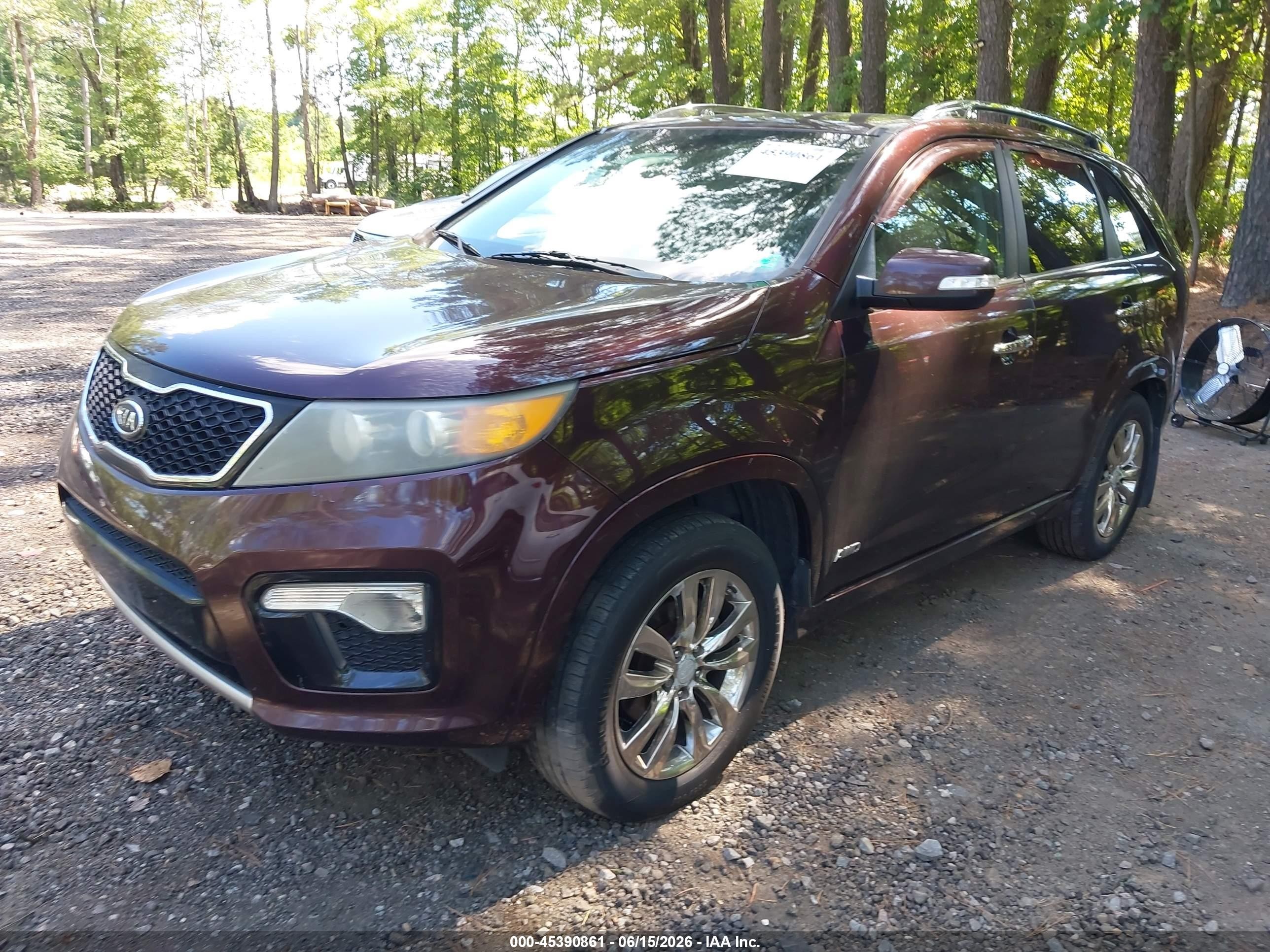 2011 Kia Sorento Sx V6 Burgundy vin: 5XYKWDA22BG097844