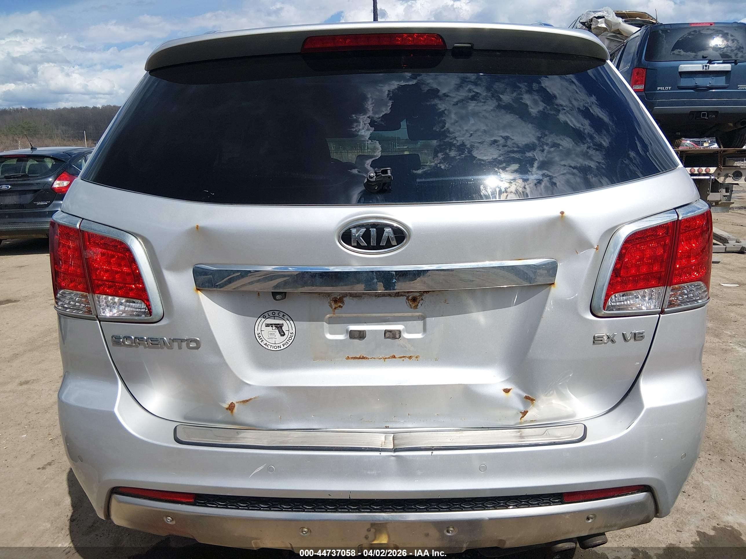 2012 Kia Sorento Sx V6 Silver vin: 5XYKWDA22CG265774