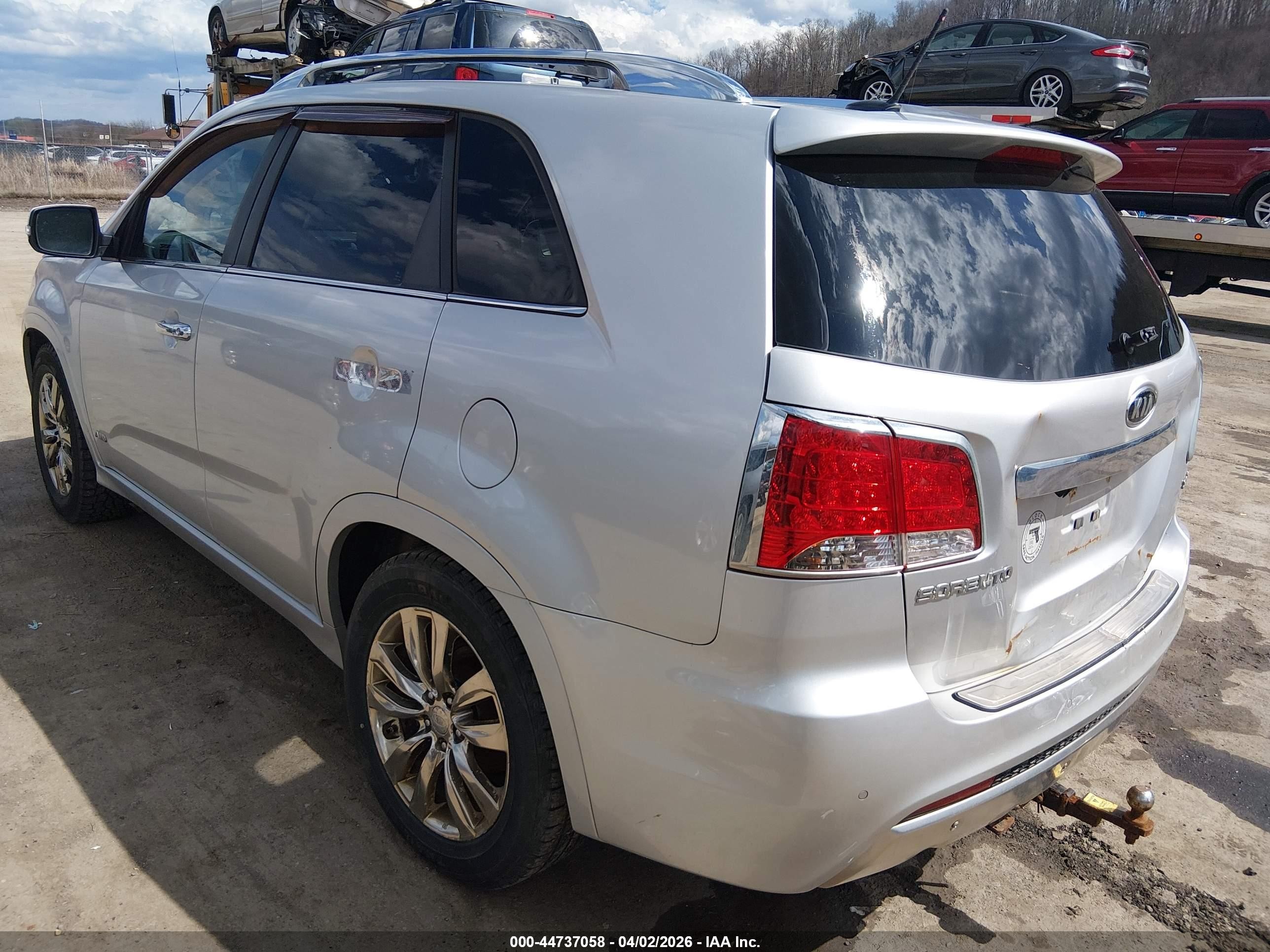 2012 Kia Sorento Sx V6 Silver vin: 5XYKWDA22CG265774
