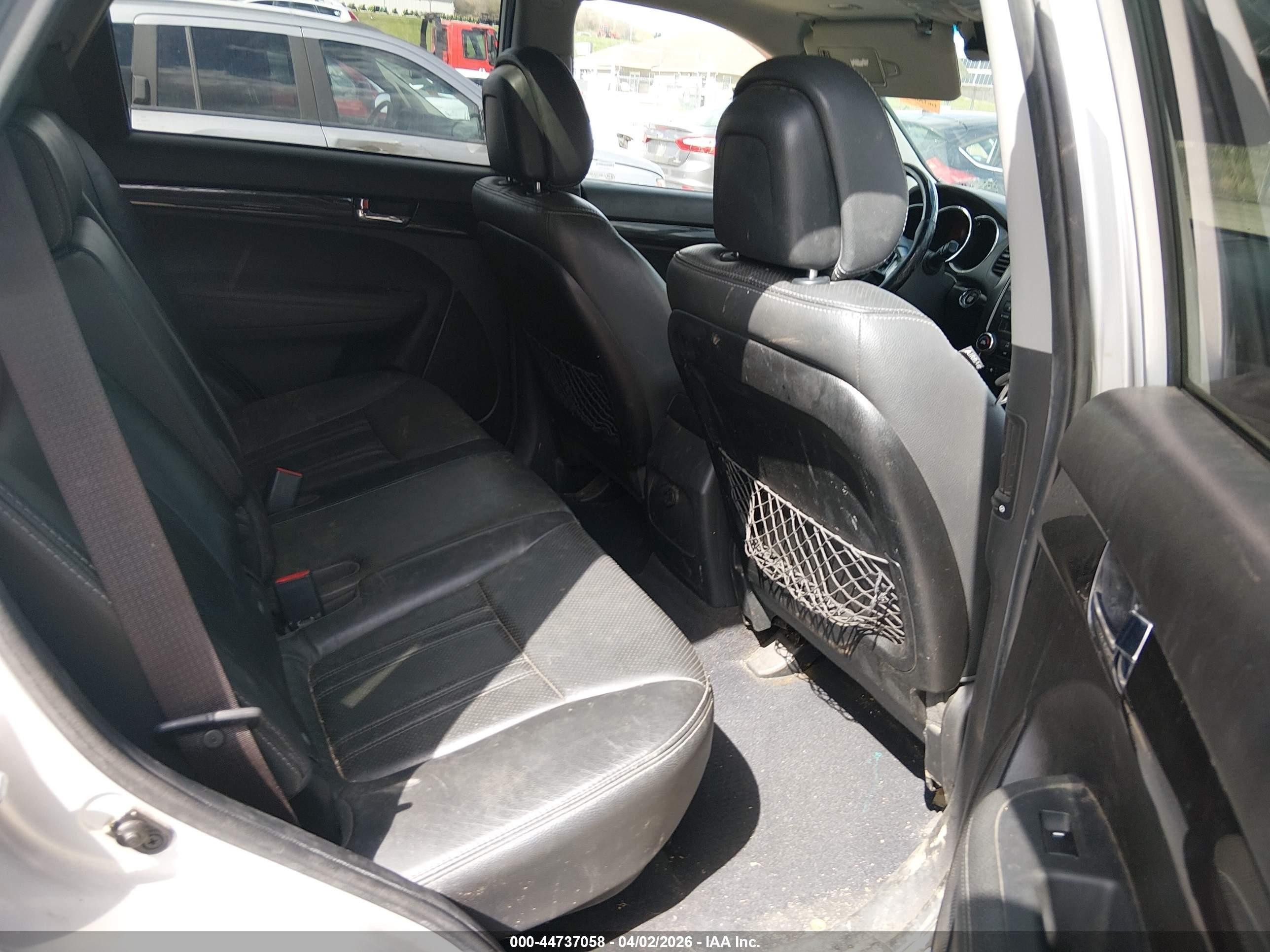 2012 Kia Sorento Sx V6 Silver vin: 5XYKWDA22CG265774