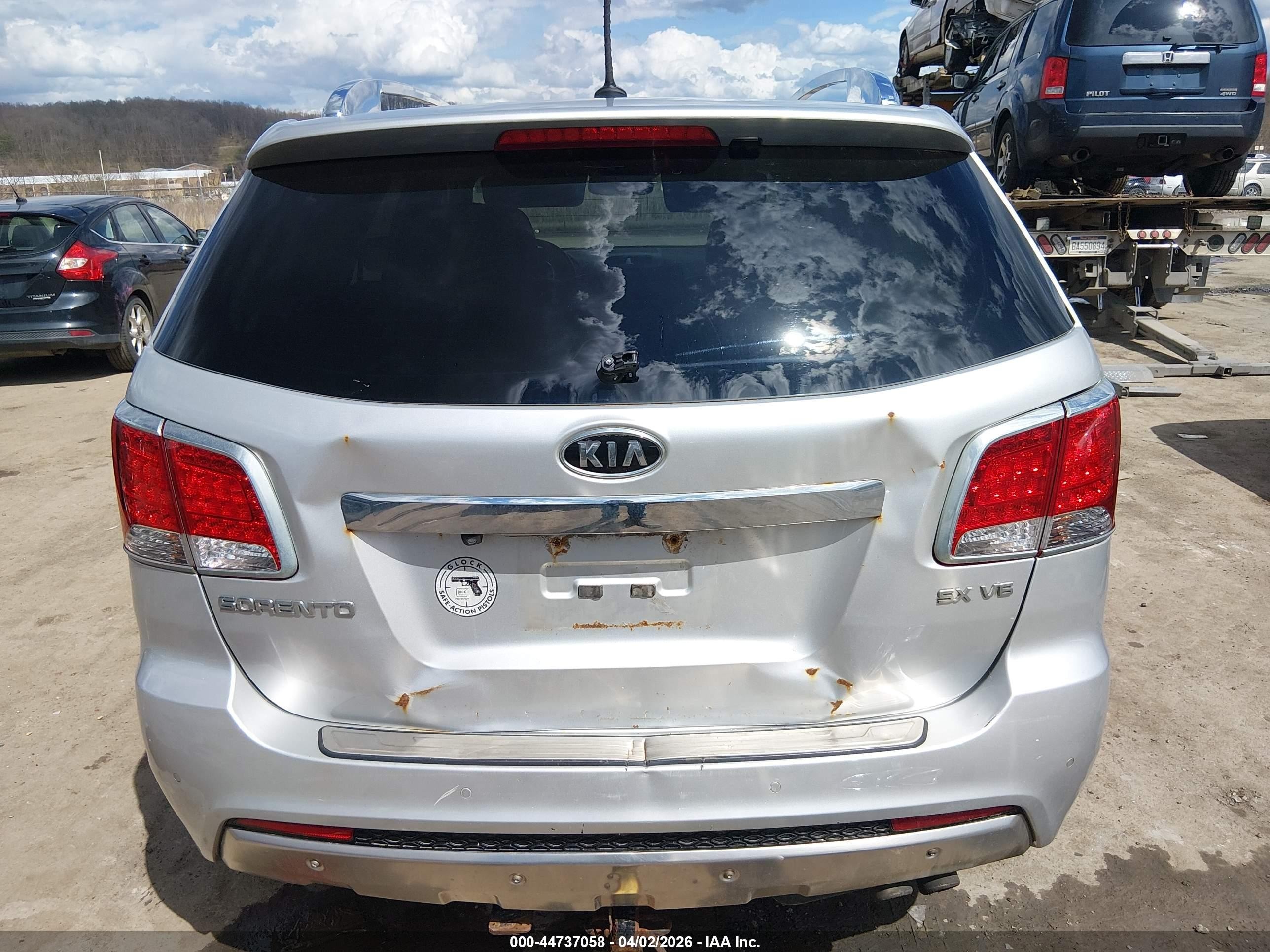 2012 Kia Sorento Sx V6 Silver vin: 5XYKWDA22CG265774