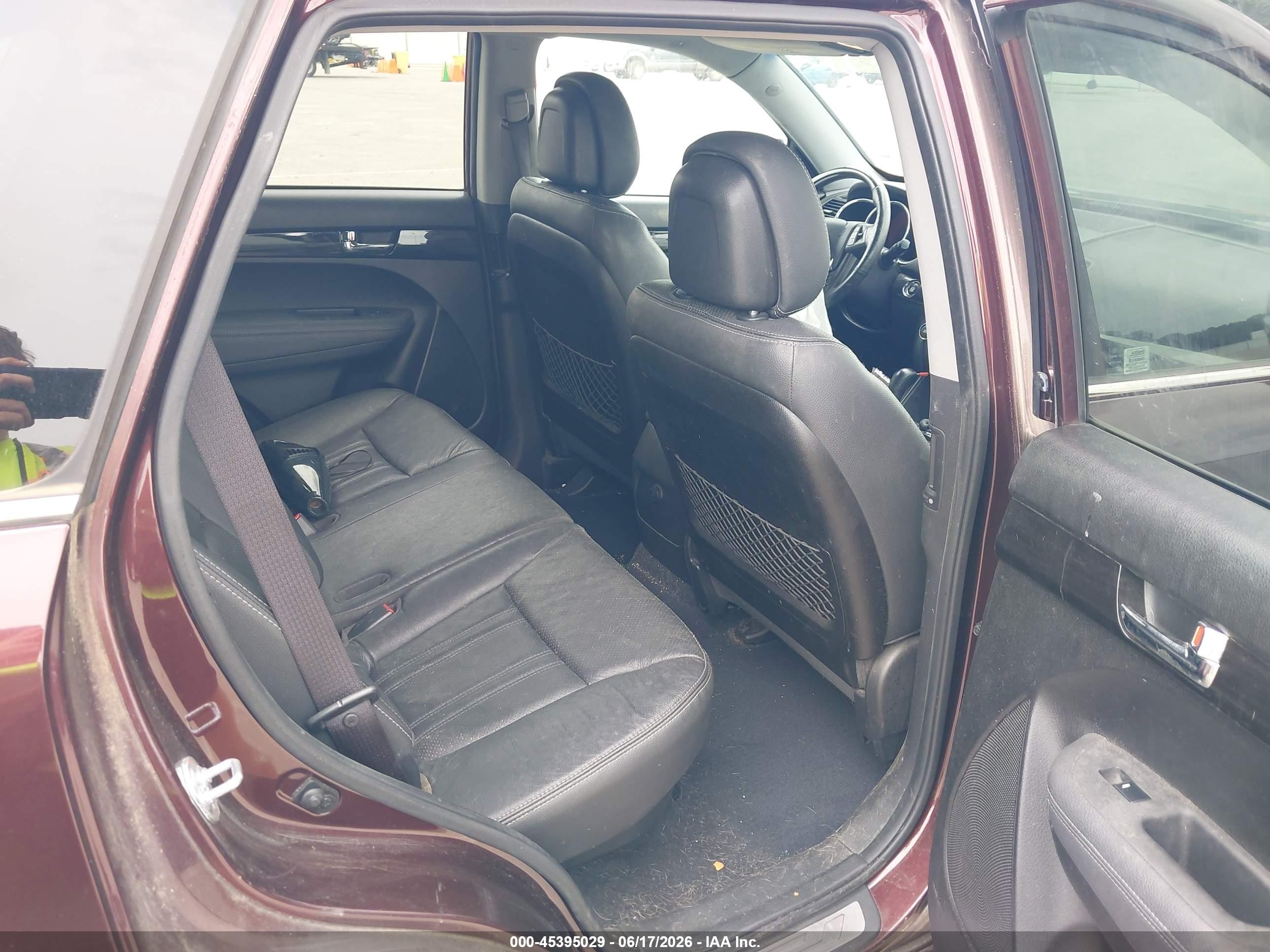 2013 Kia Sorento Sx V6 Maroon vin: 5XYKWDA22DG339518