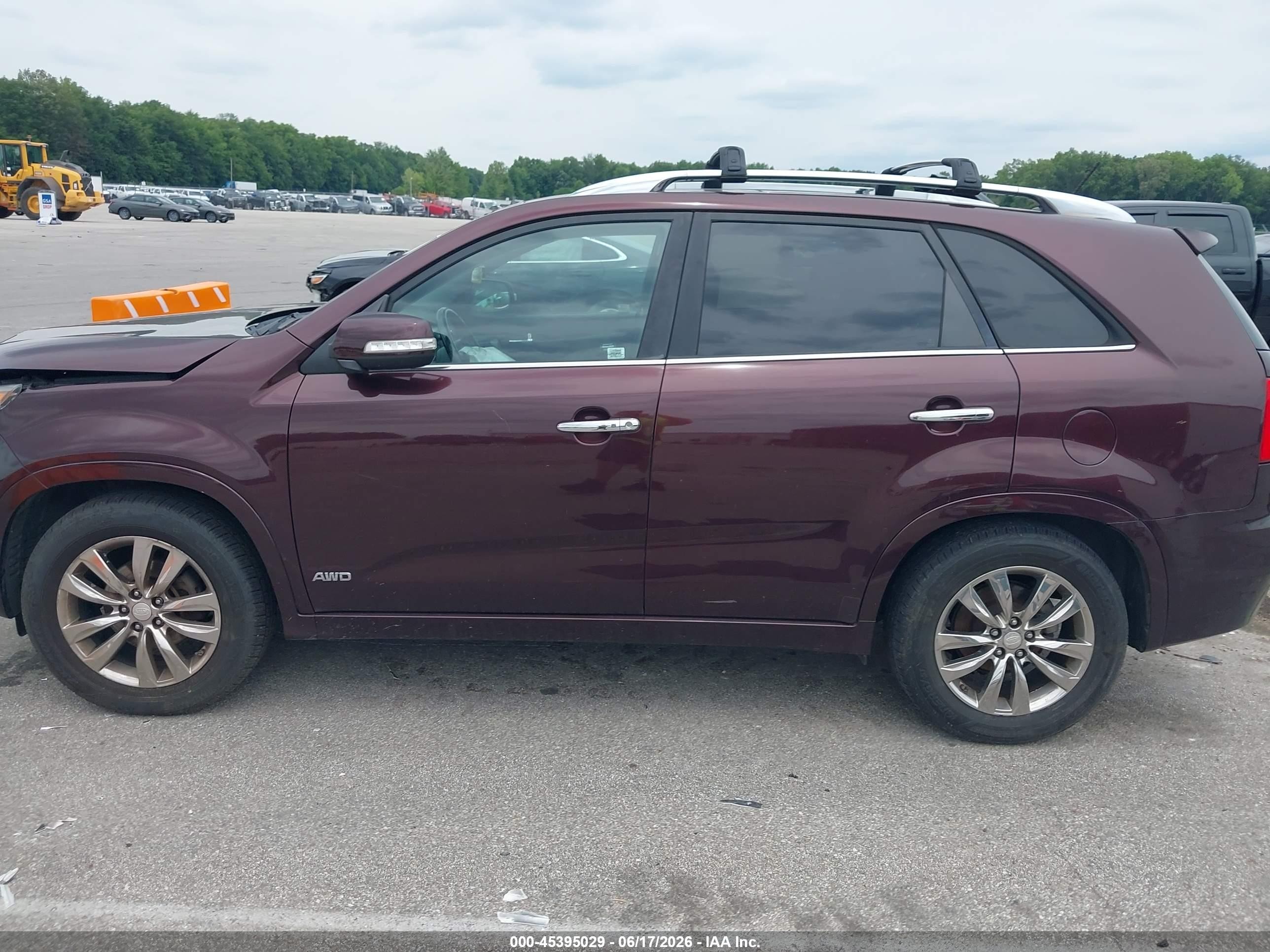 2013 Kia Sorento Sx V6 Maroon vin: 5XYKWDA22DG339518