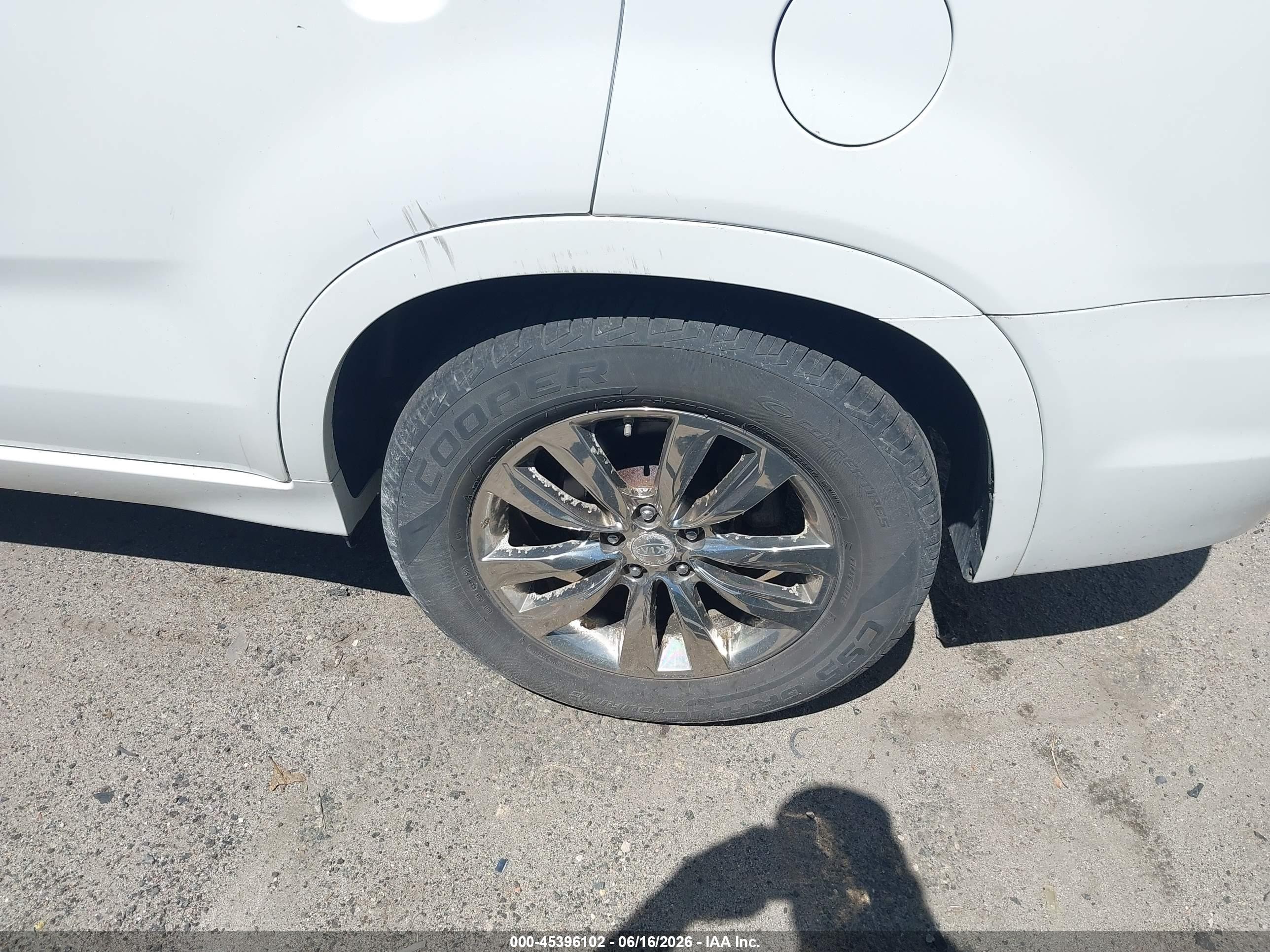 2011 Kia Sorento Sx V6 White vin: 5XYKWDA24BG098882