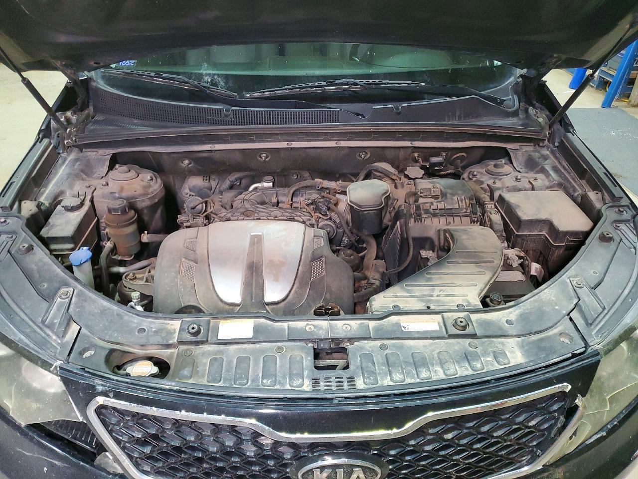 2011 Kia Sorento Sx Black vin: 5XYKWDA24BG136448