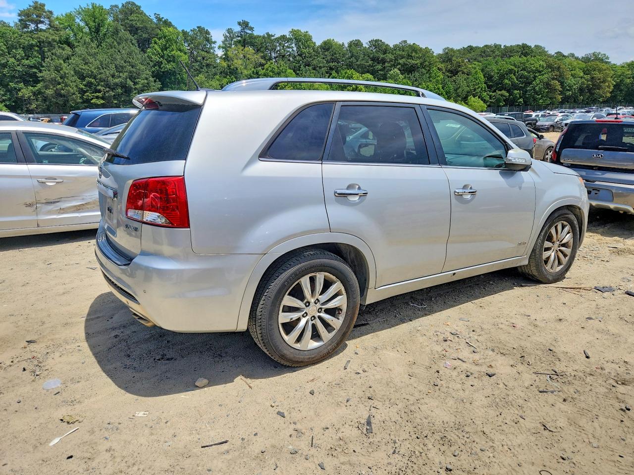 2012 Kia Sorento Sx Серебряный vin: 5XYKWDA24CG267249