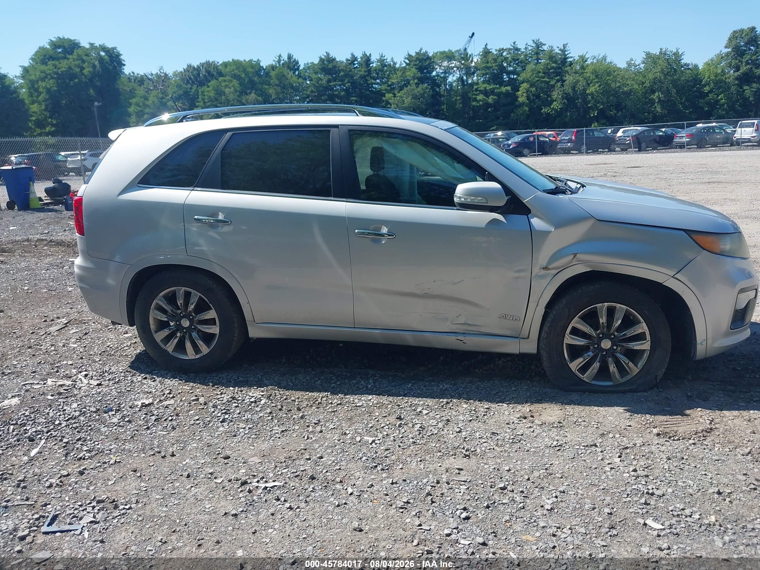2013 Kia Sorento Sx V6 Серебряный vin: 5XYKWDA24DG382838