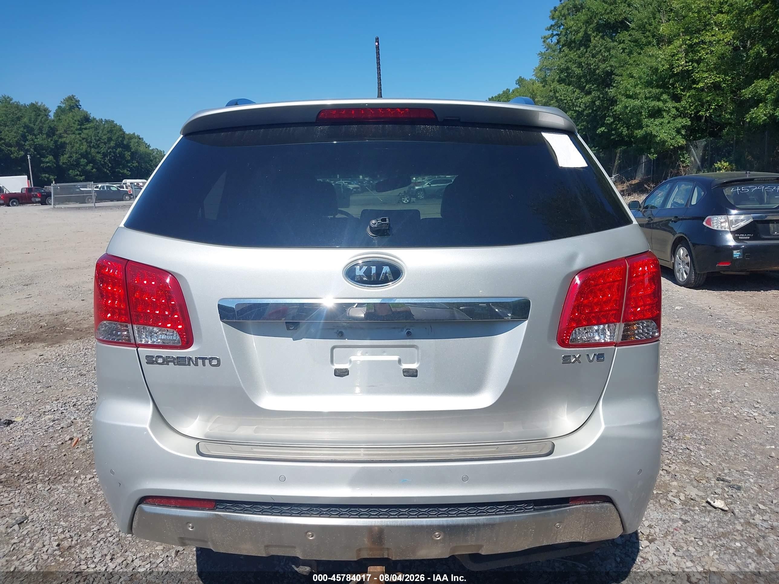 2013 Kia Sorento Sx V6 Серебряный vin: 5XYKWDA24DG382838