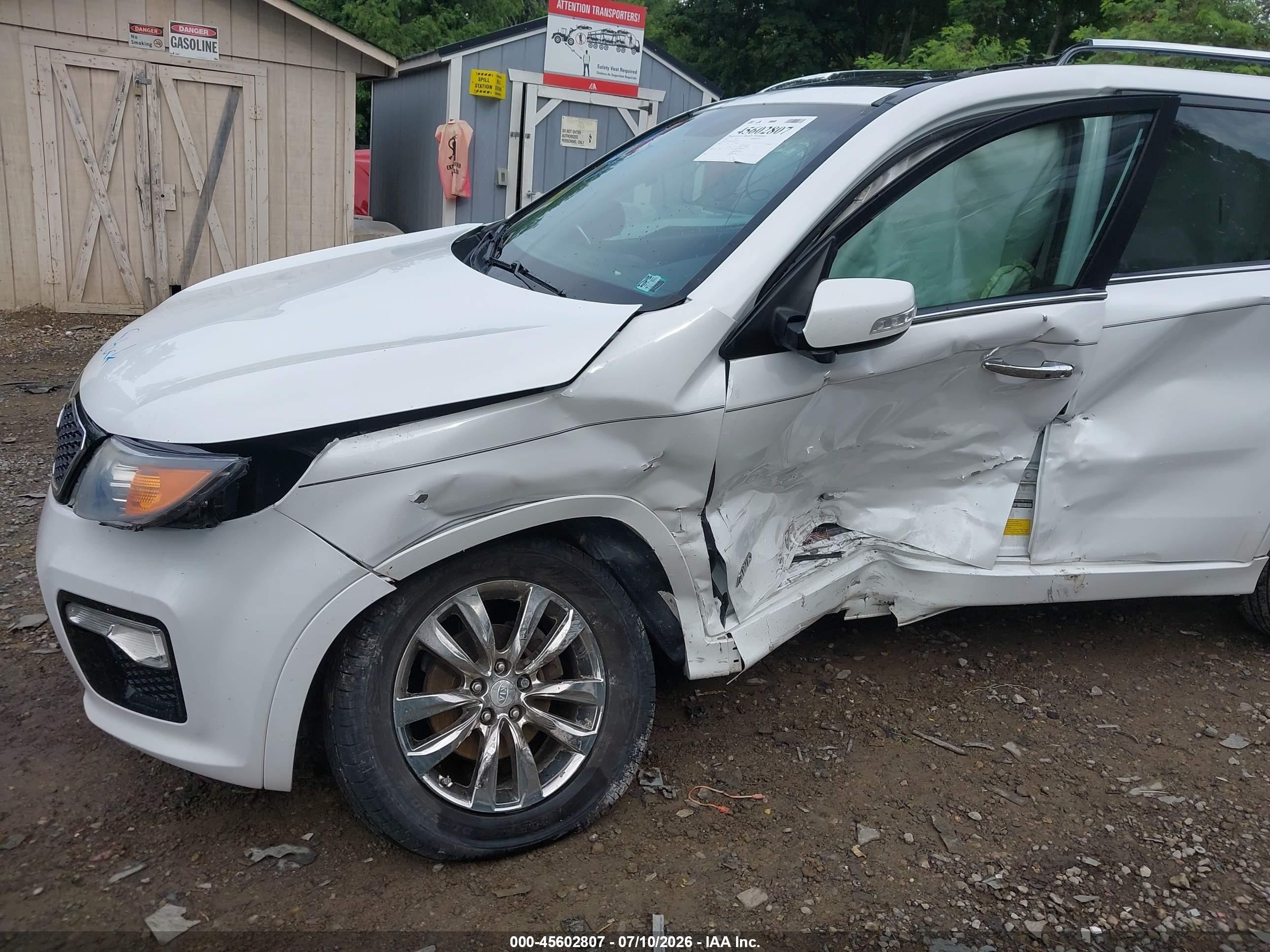 2011 Kia Sorento Sx V6 Белый vin: 5XYKWDA25BG163402