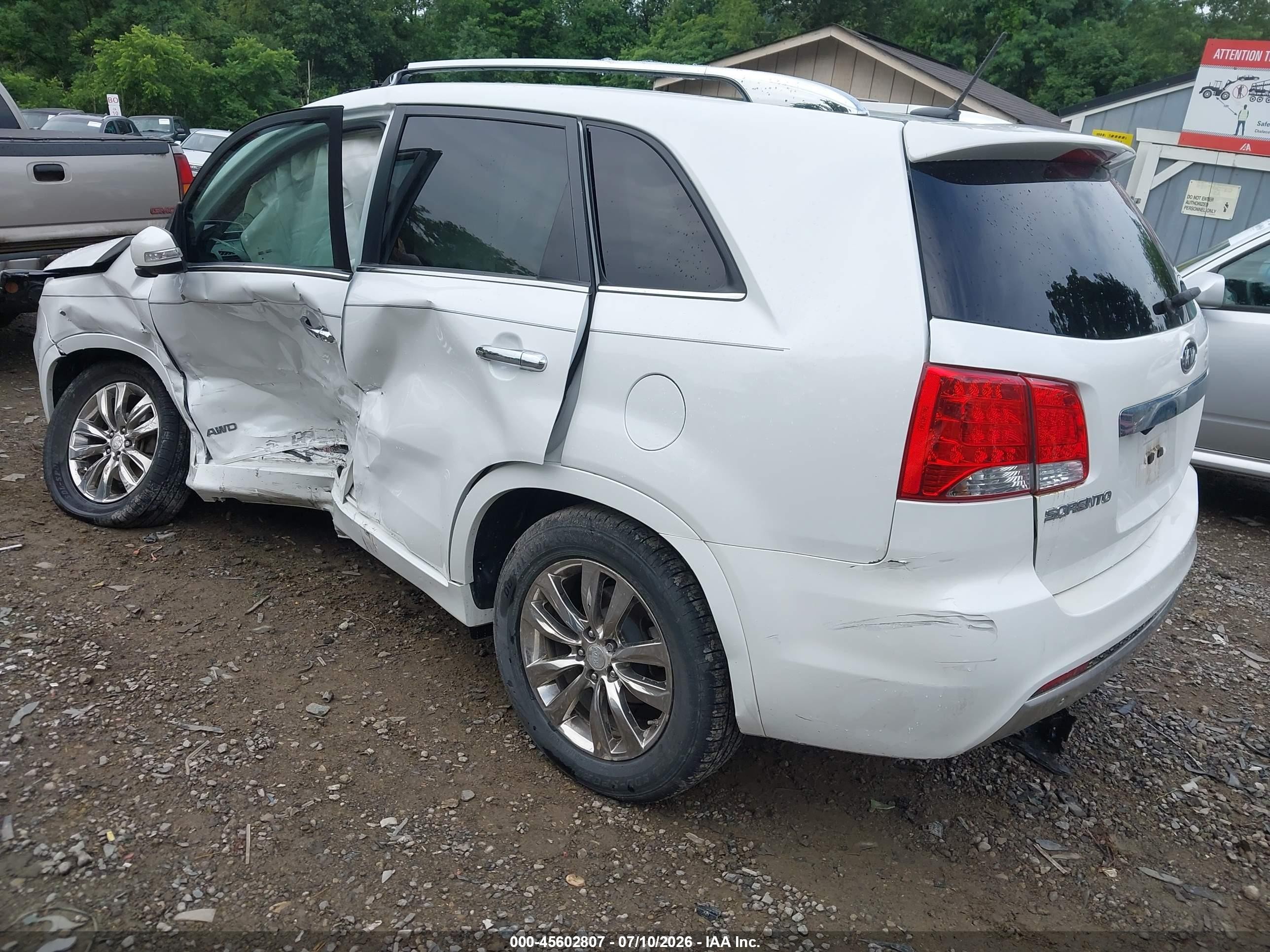 2011 Kia Sorento Sx V6 Белый vin: 5XYKWDA25BG163402
