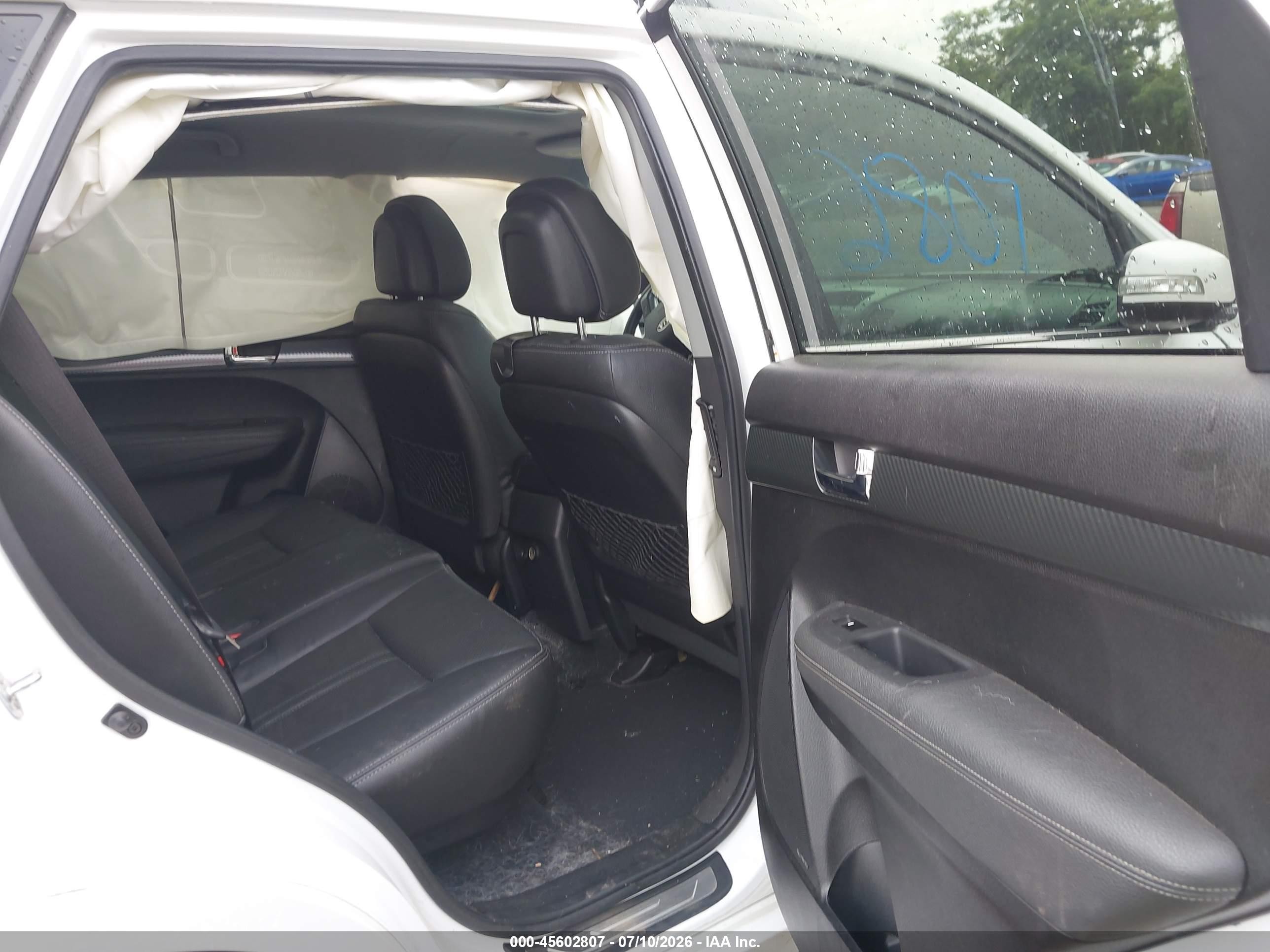 2011 Kia Sorento Sx V6 Белый vin: 5XYKWDA25BG163402