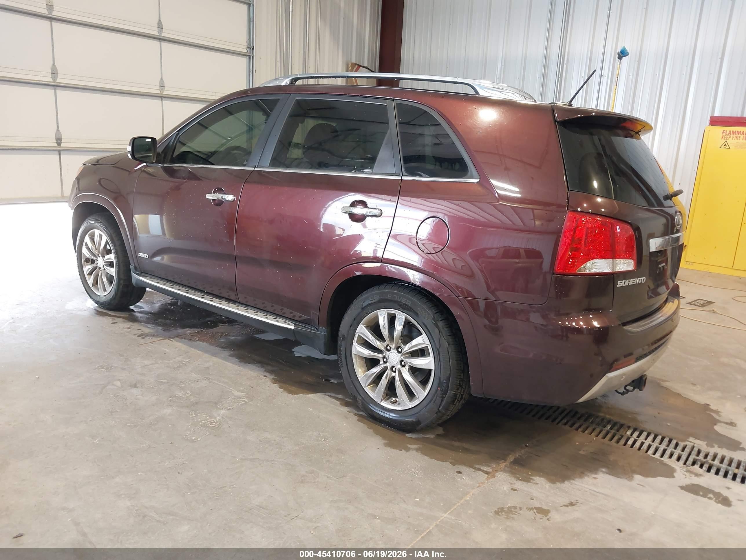 2013 Kia Sorento Sx V6 Темно-бордовый vin: 5XYKWDA25DG319943