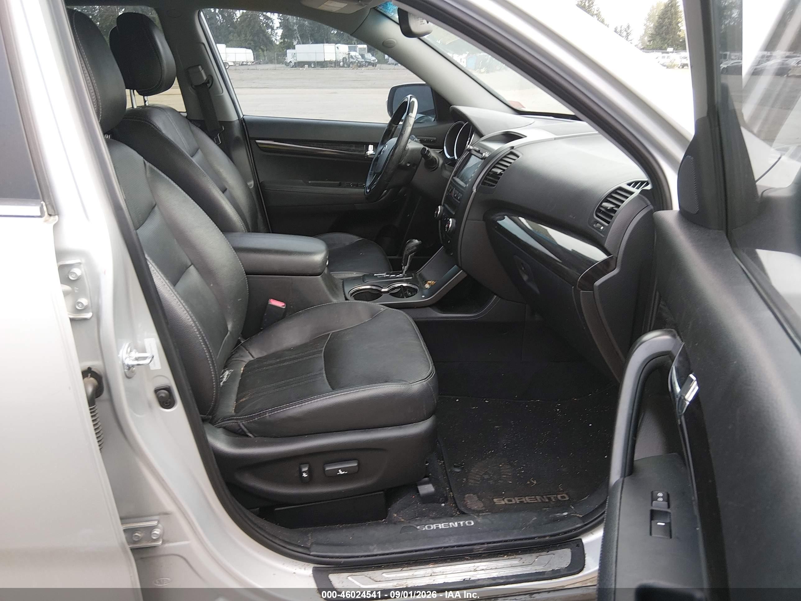 2013 Kia Sorento Sx V6 Silver vin: 5XYKWDA25DG399891