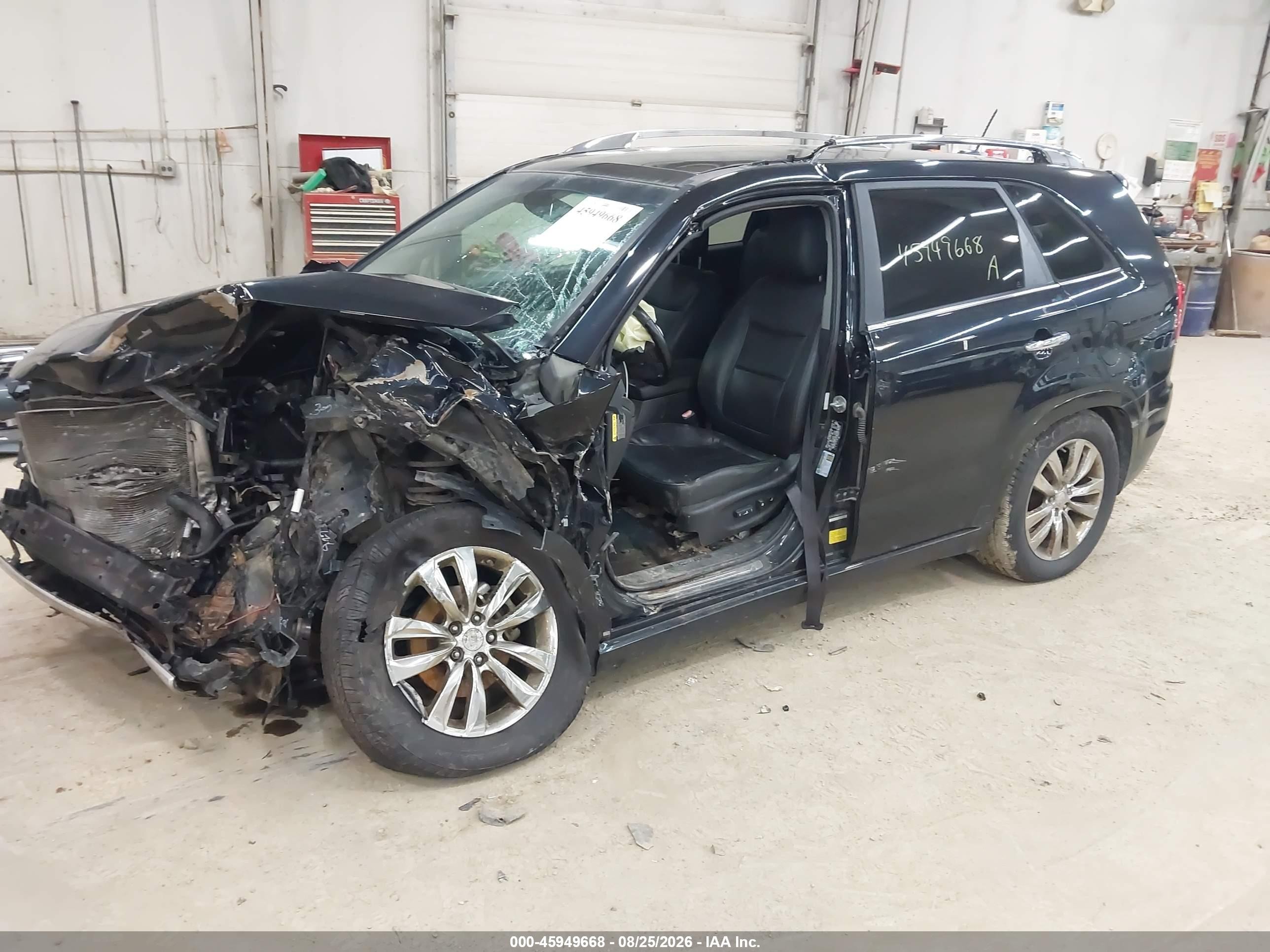 2011 Kia Sorento Sx V6 Black vin: 5XYKWDA26BG111809