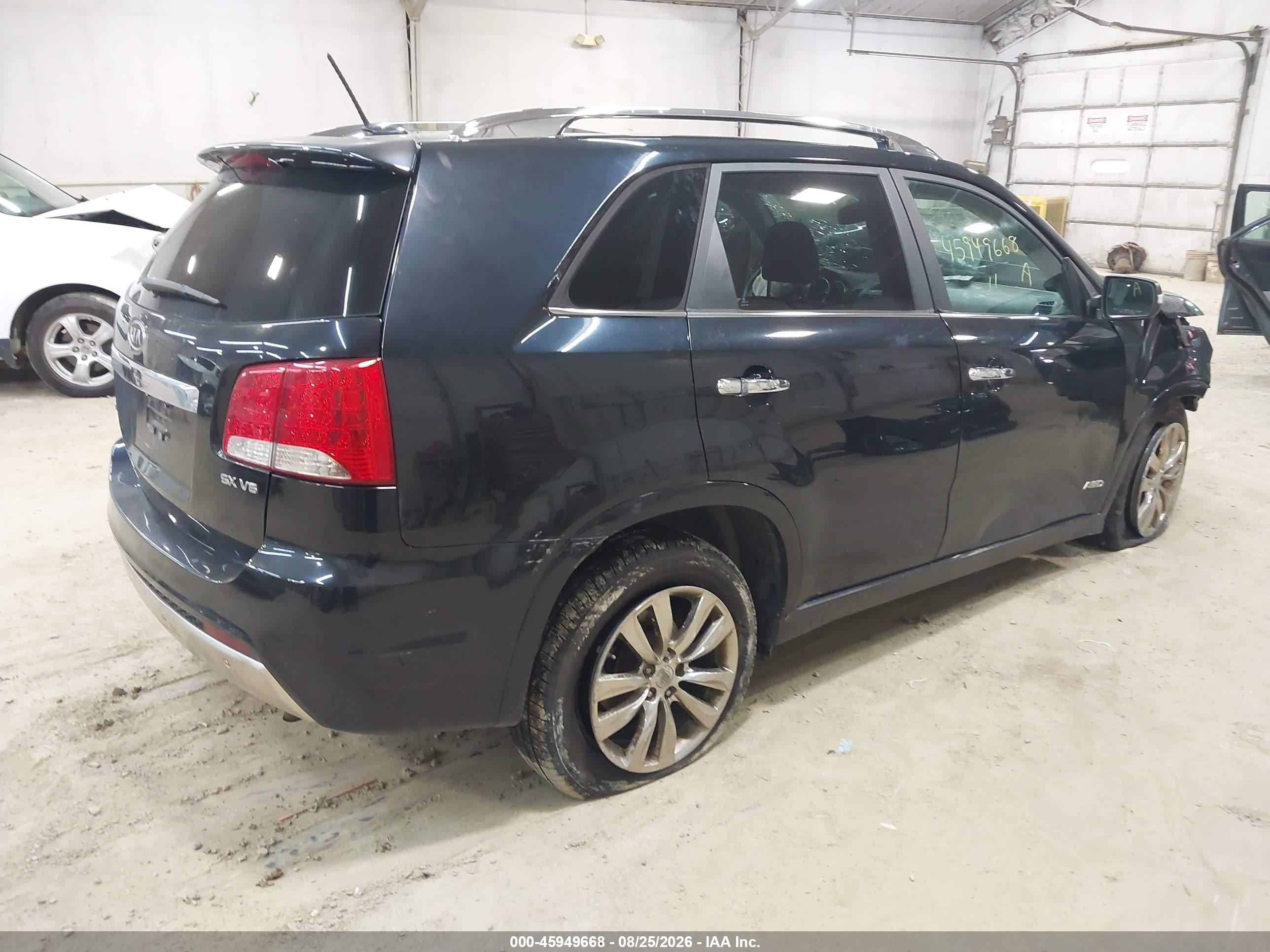 2011 Kia Sorento Sx V6 Black vin: 5XYKWDA26BG111809