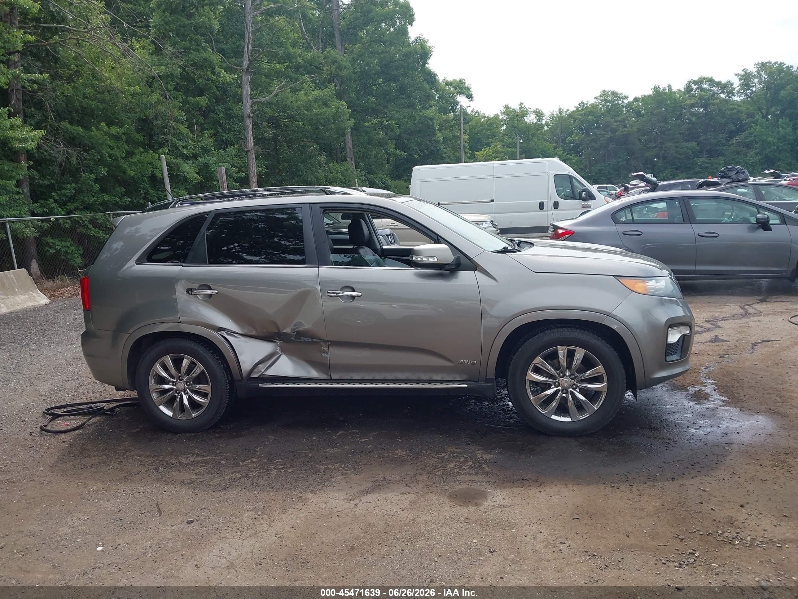 2013 Kia Sorento Sx V6 Silver vin: 5XYKWDA26DG333821