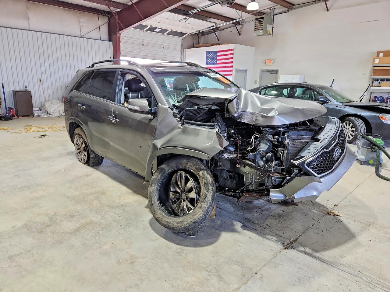 2013 Kia Sorento Sx Silver vin: 5XYKWDA26DG381772