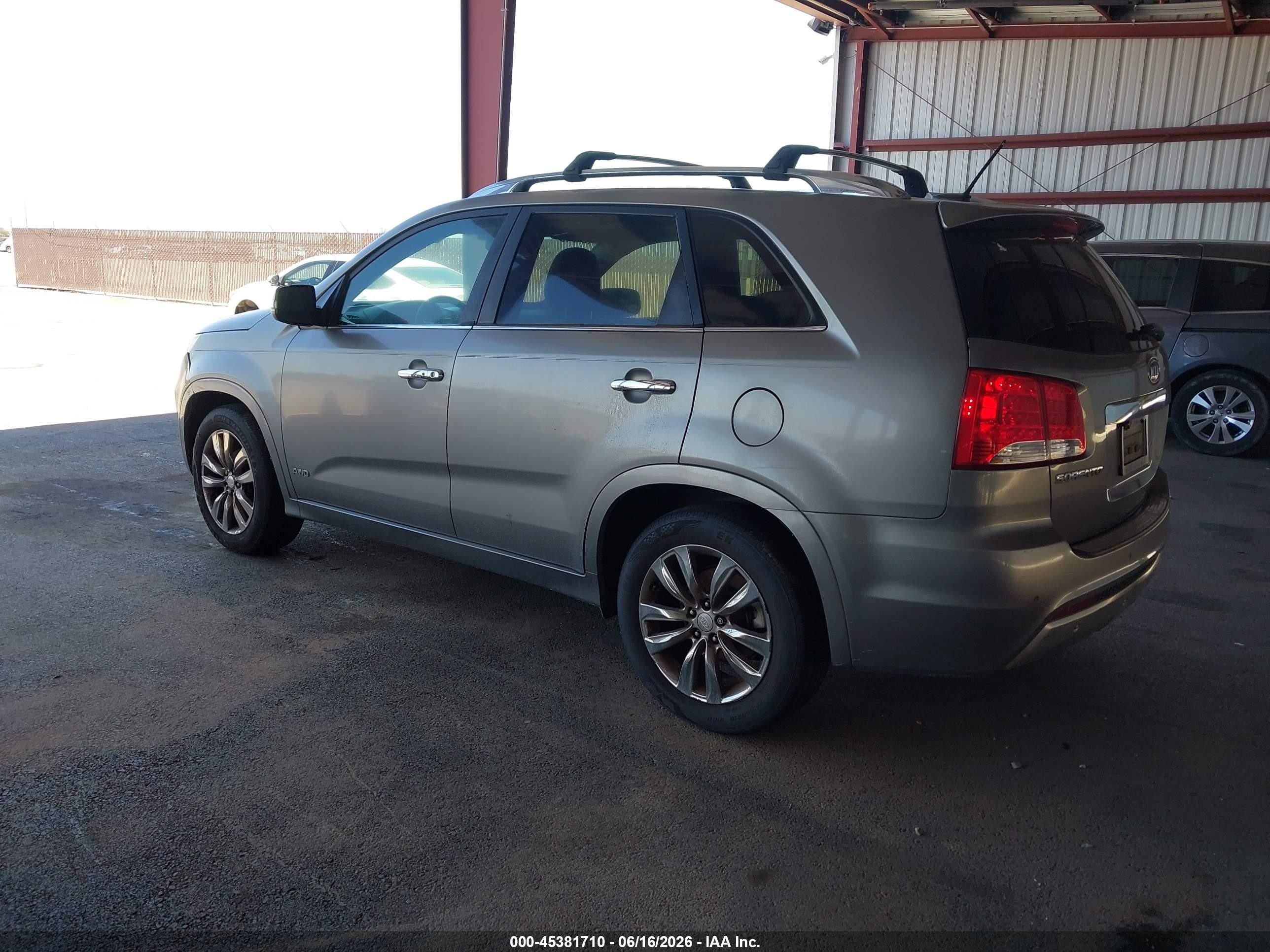 2012 Kia Sorento Sx V6 Beige vin: 5XYKWDA29CG270972