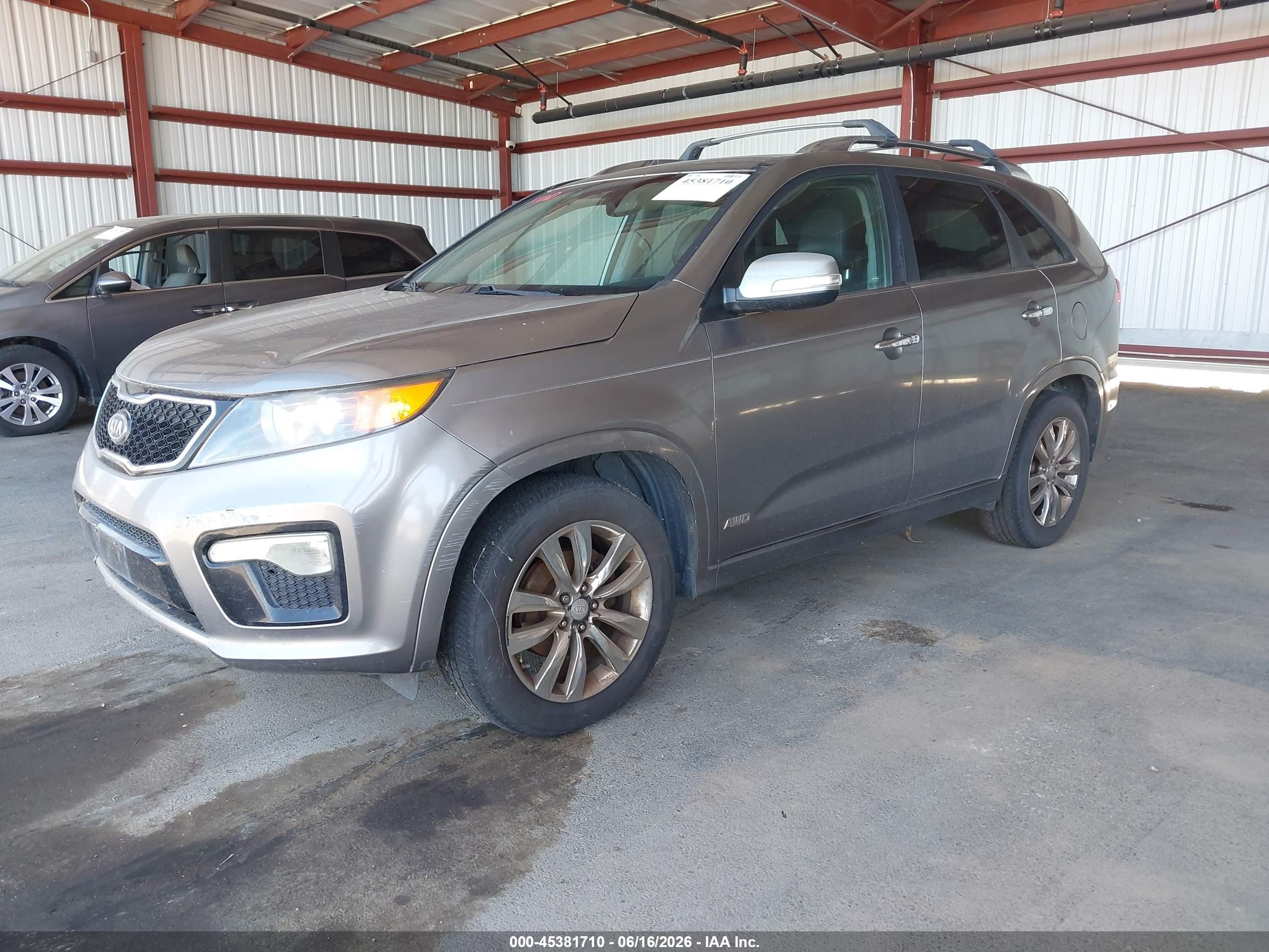 2012 Kia Sorento Sx V6 Beige vin: 5XYKWDA29CG270972