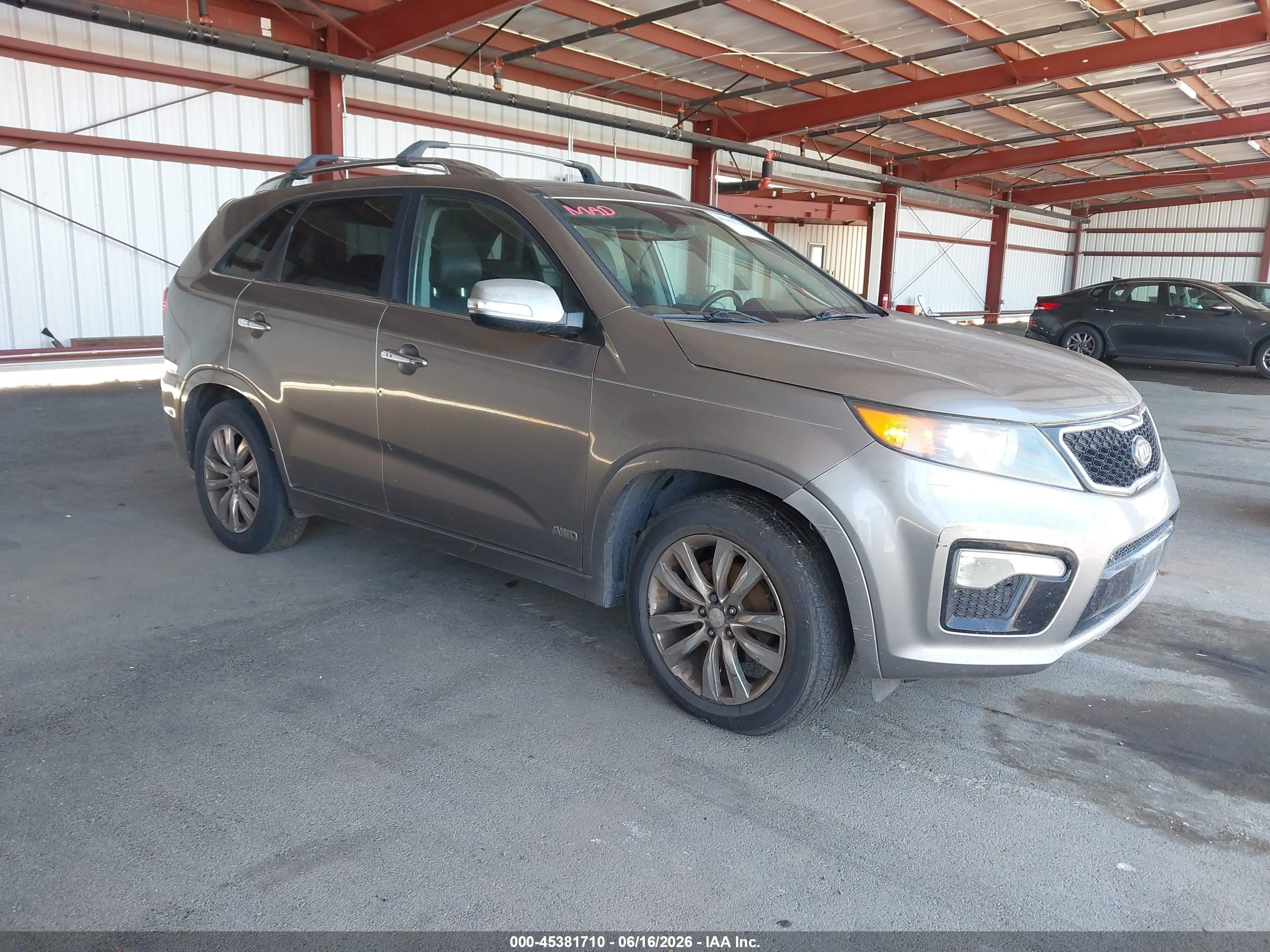 2012 Kia Sorento Sx V6 Beige vin: 5XYKWDA29CG270972