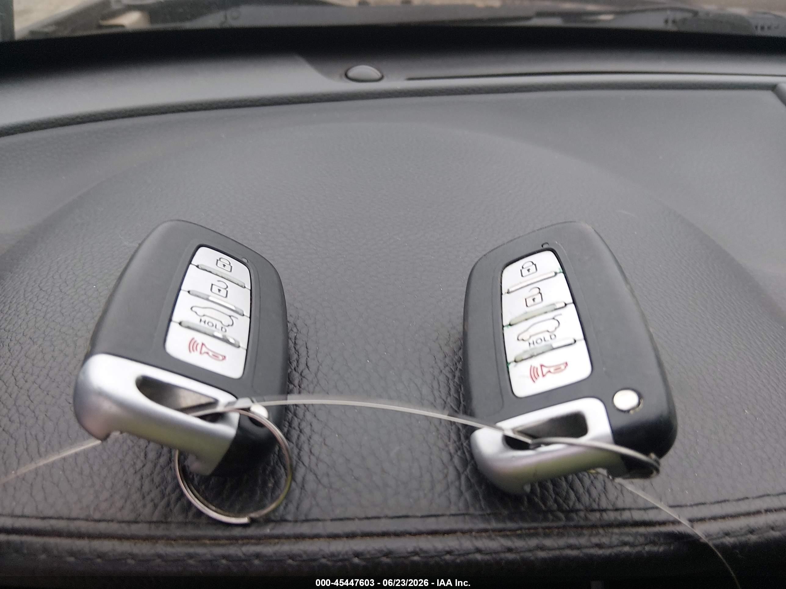 2012 Kia Sorento Sx V6 White vin: 5XYKWDA29CG274018