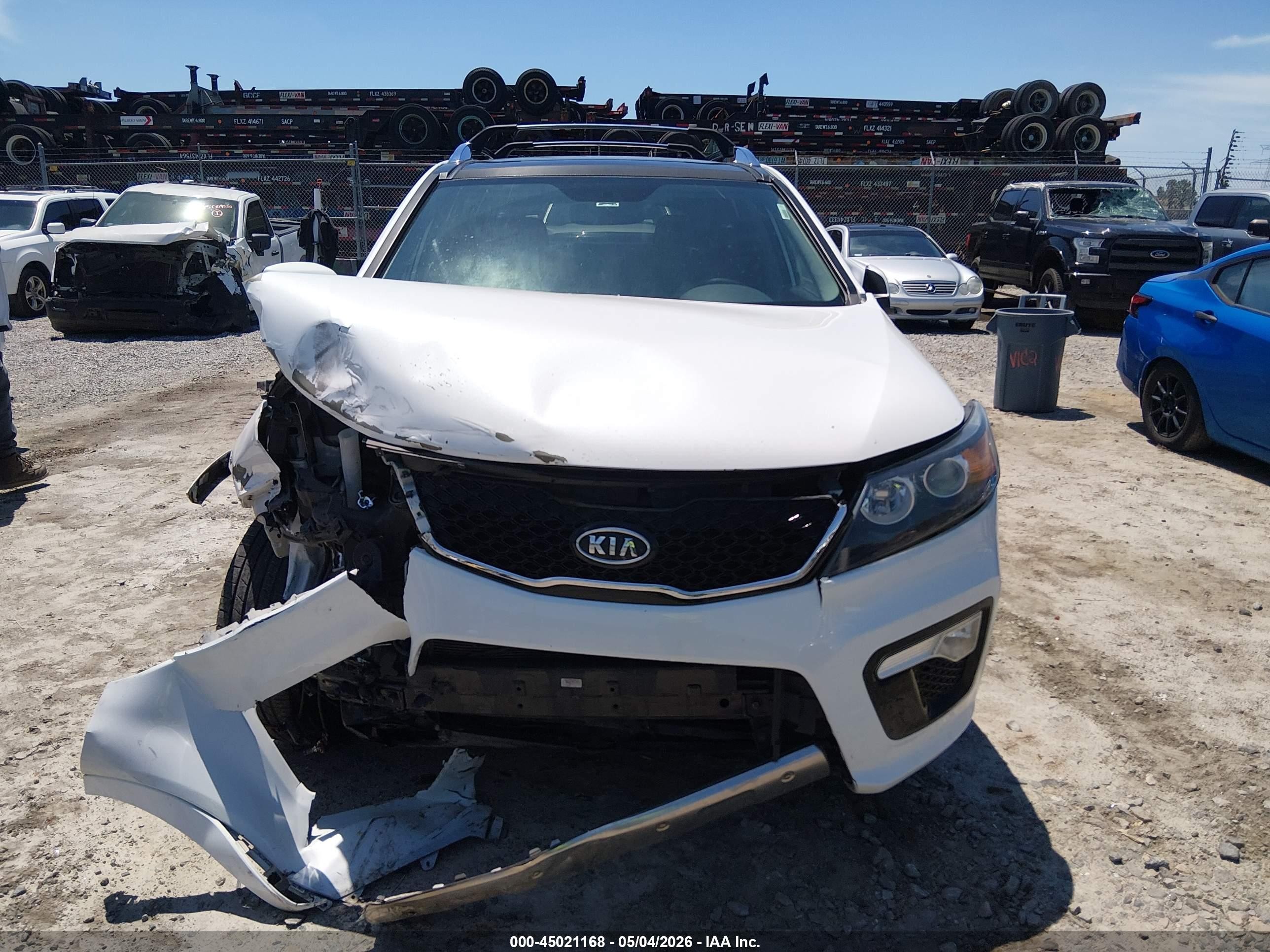 2013 Kia Sorento Sx V6 Белый vin: 5XYKWDA29DG320111