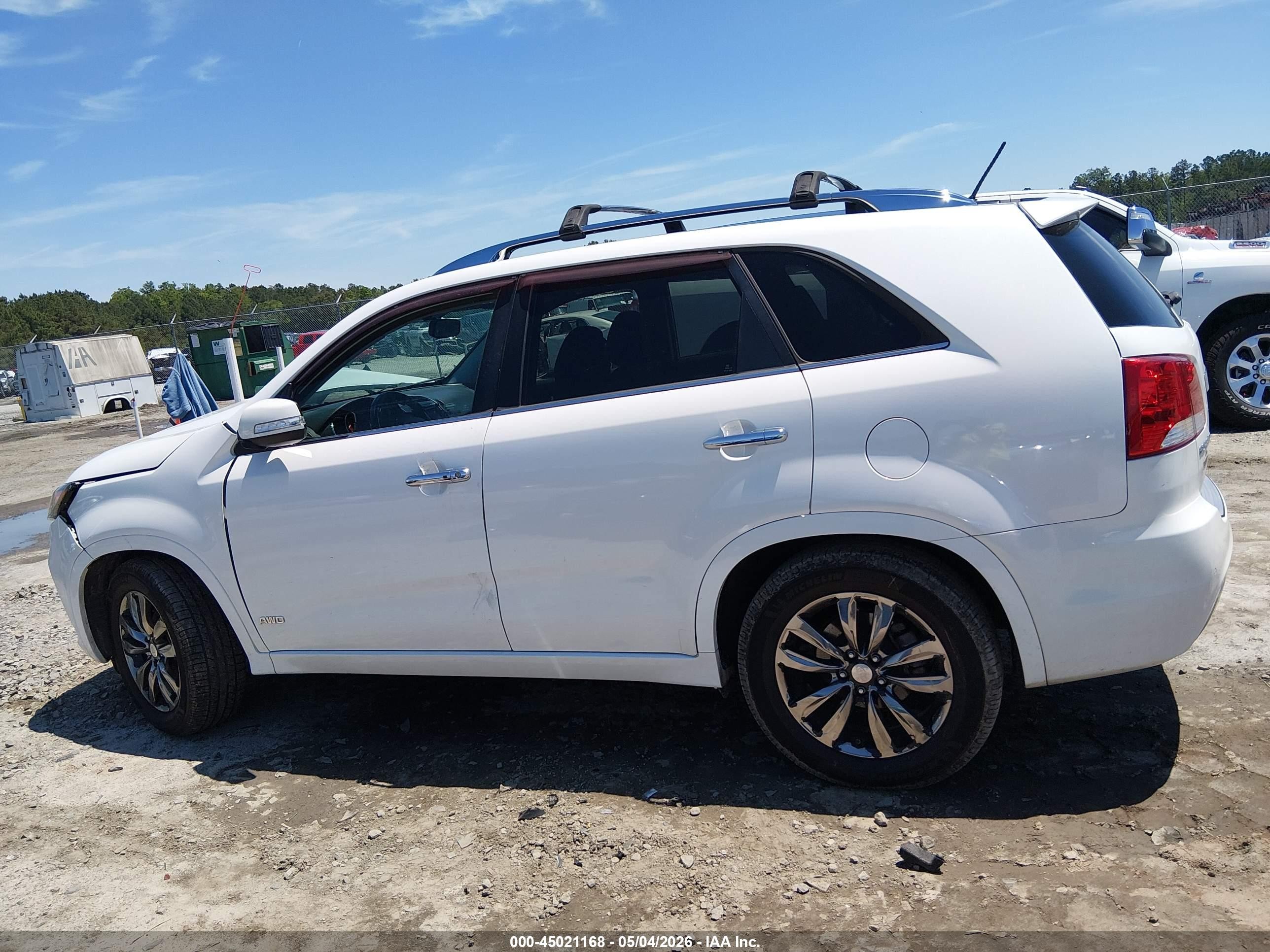 2013 Kia Sorento Sx V6 Белый vin: 5XYKWDA29DG320111