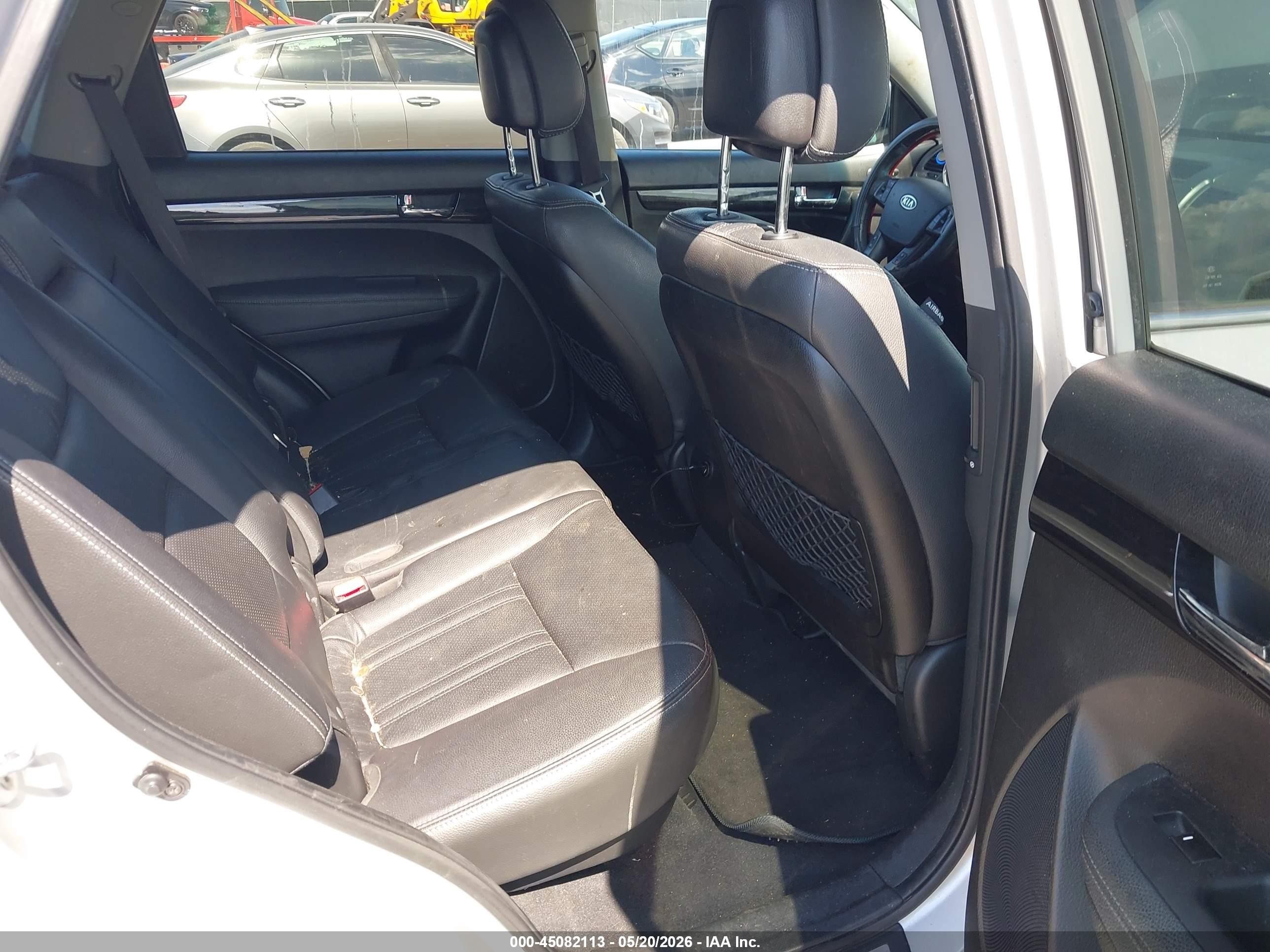 2013 Kia Sorento Sx V6 Silver vin: 5XYKWDA29DG326376