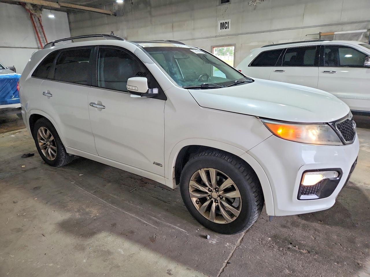 2013 Kia Sorento Sx White vin: 5XYKWDA29DG370376