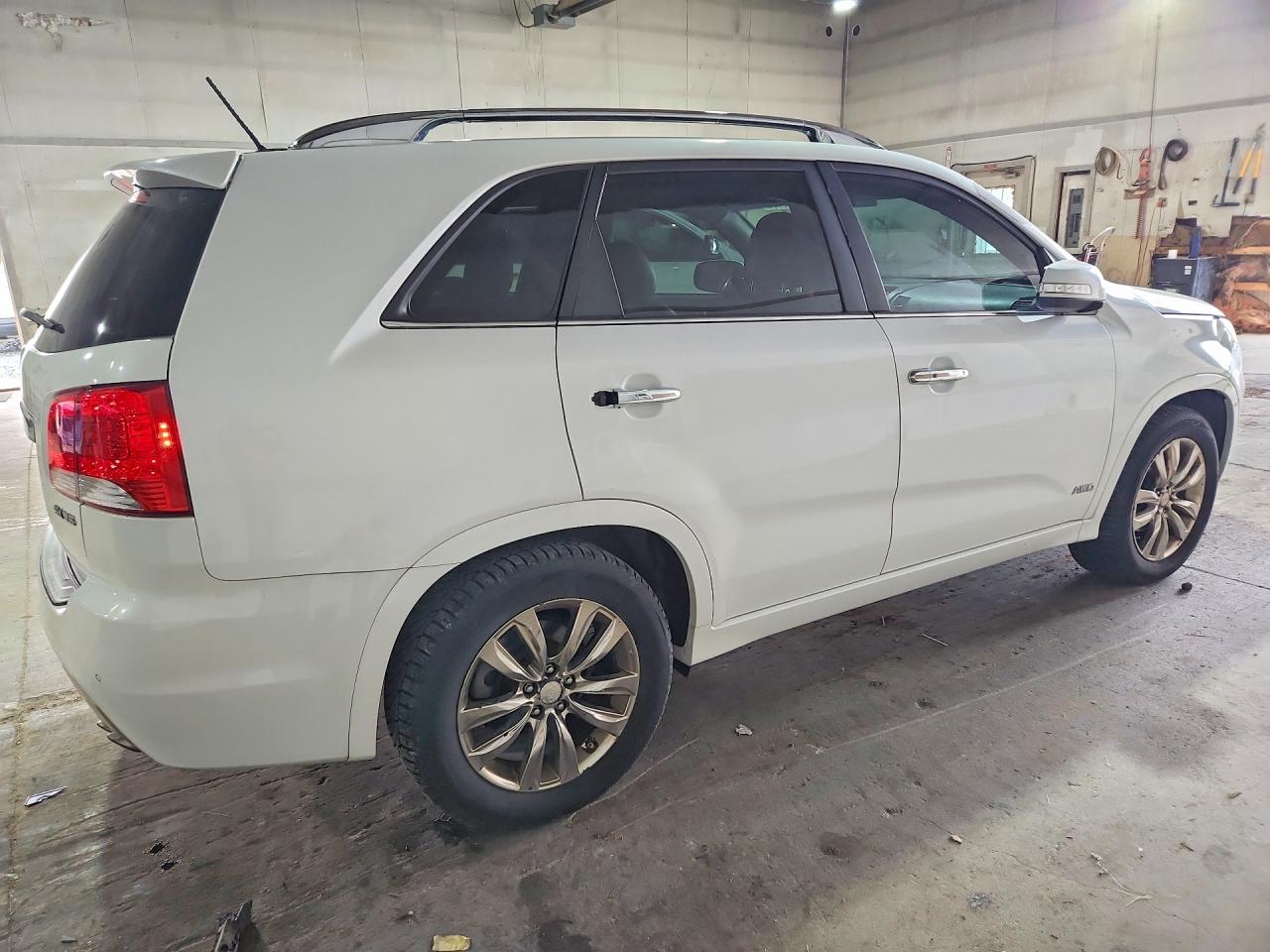2013 Kia Sorento Sx White vin: 5XYKWDA29DG370376