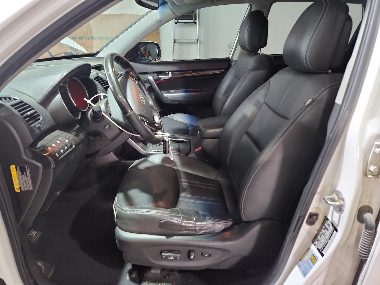 2013 Kia Sorento Sx White vin: 5XYKWDA29DG370376