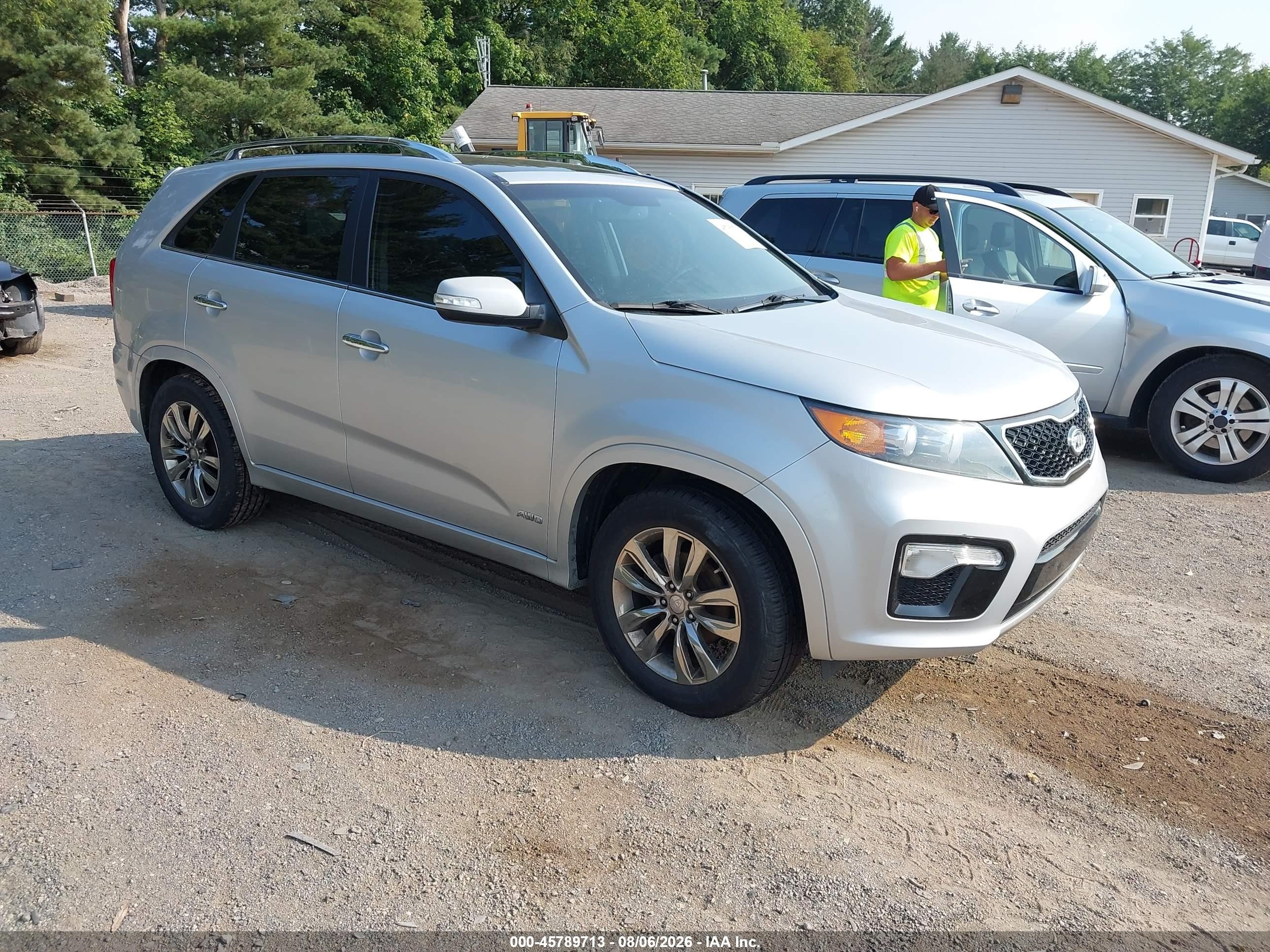 2013 Kia Sorento Sx V6 Silver vin: 5XYKWDA29DG391289